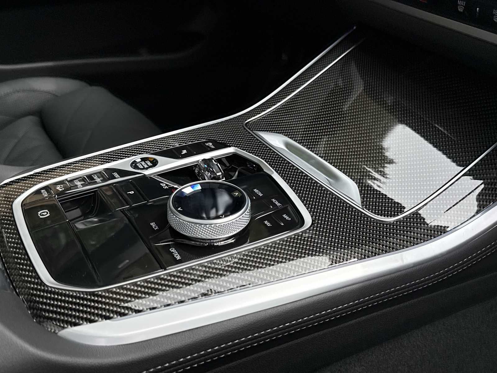 Thumbnail: 2026 BMW X5 - 44