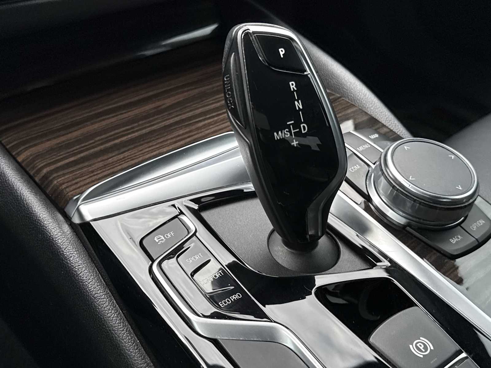 Thumbnail: 2019 BMW 5 Series - 35