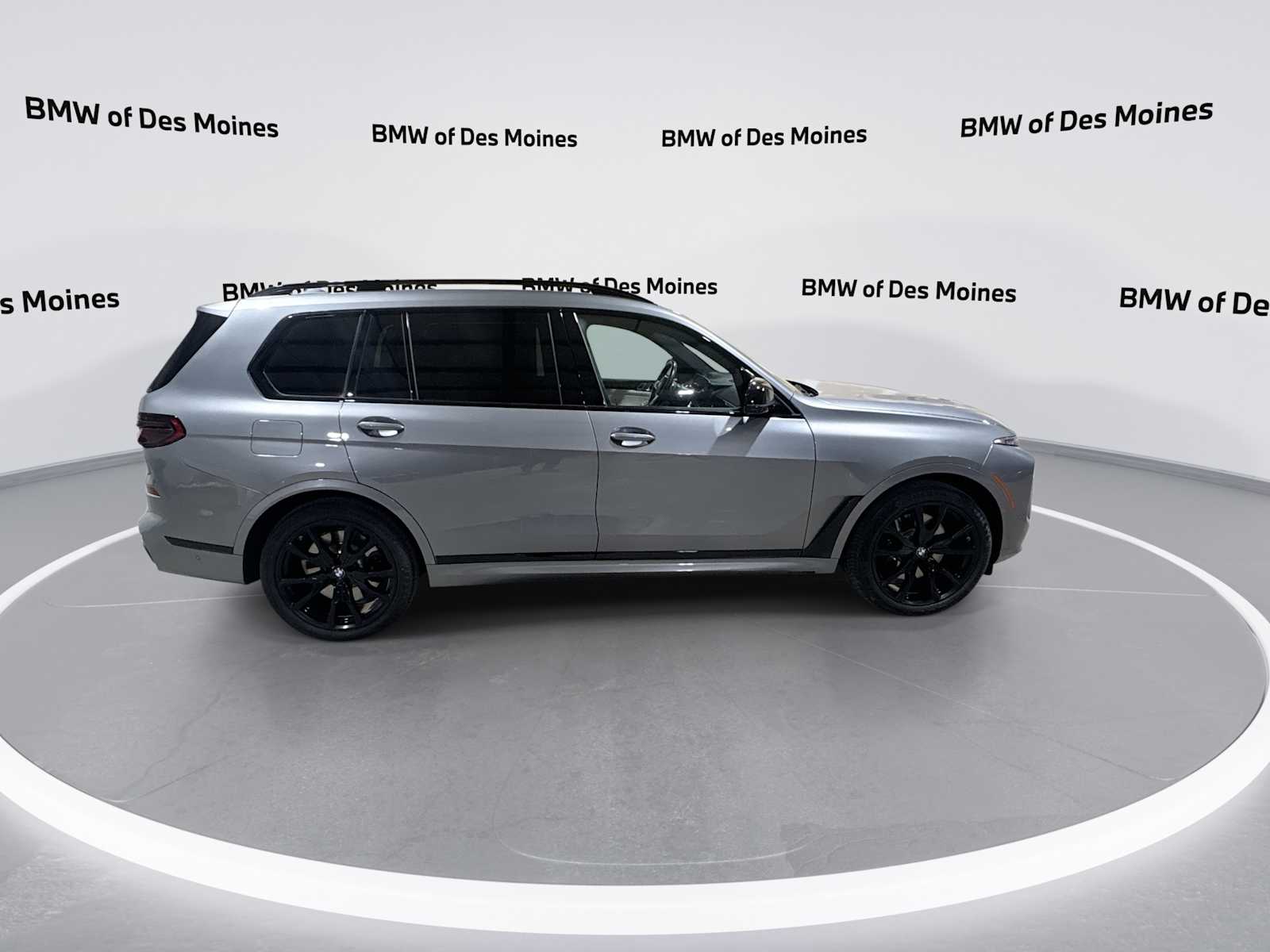 Thumbnail: 2024 BMW X7 - 9