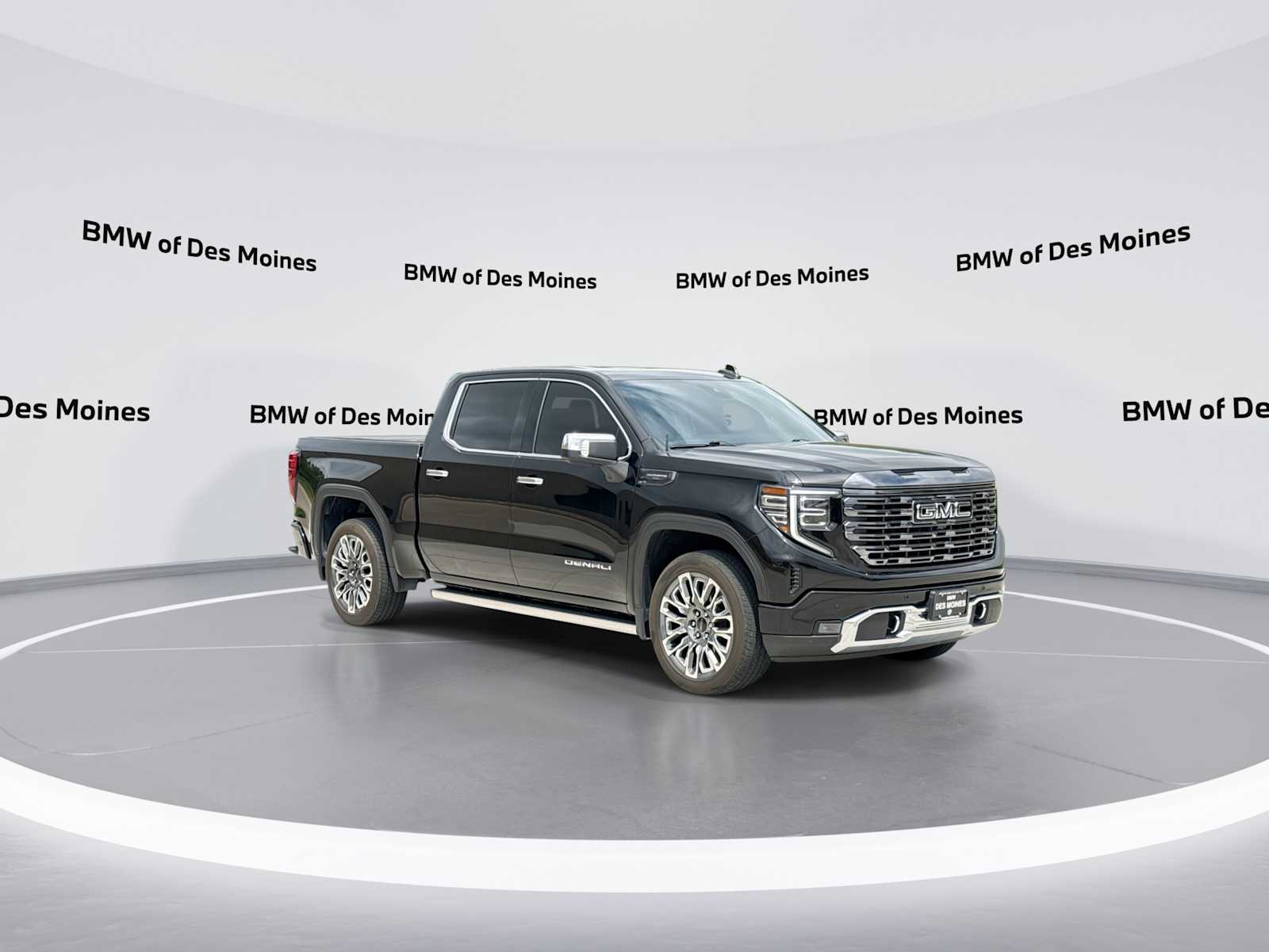 Thumbnail: 2023 GMC Sierra 1500 - 2