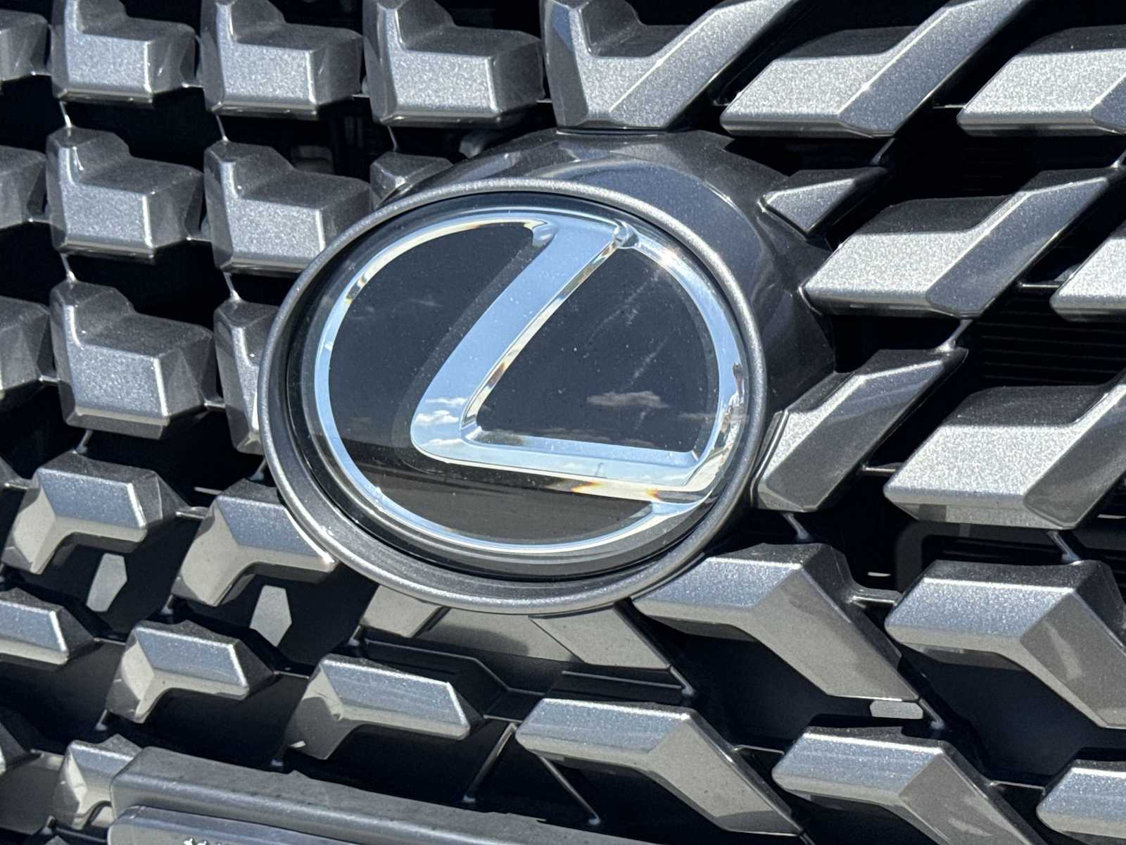 Thumbnail: 2022 Lexus GX - 11