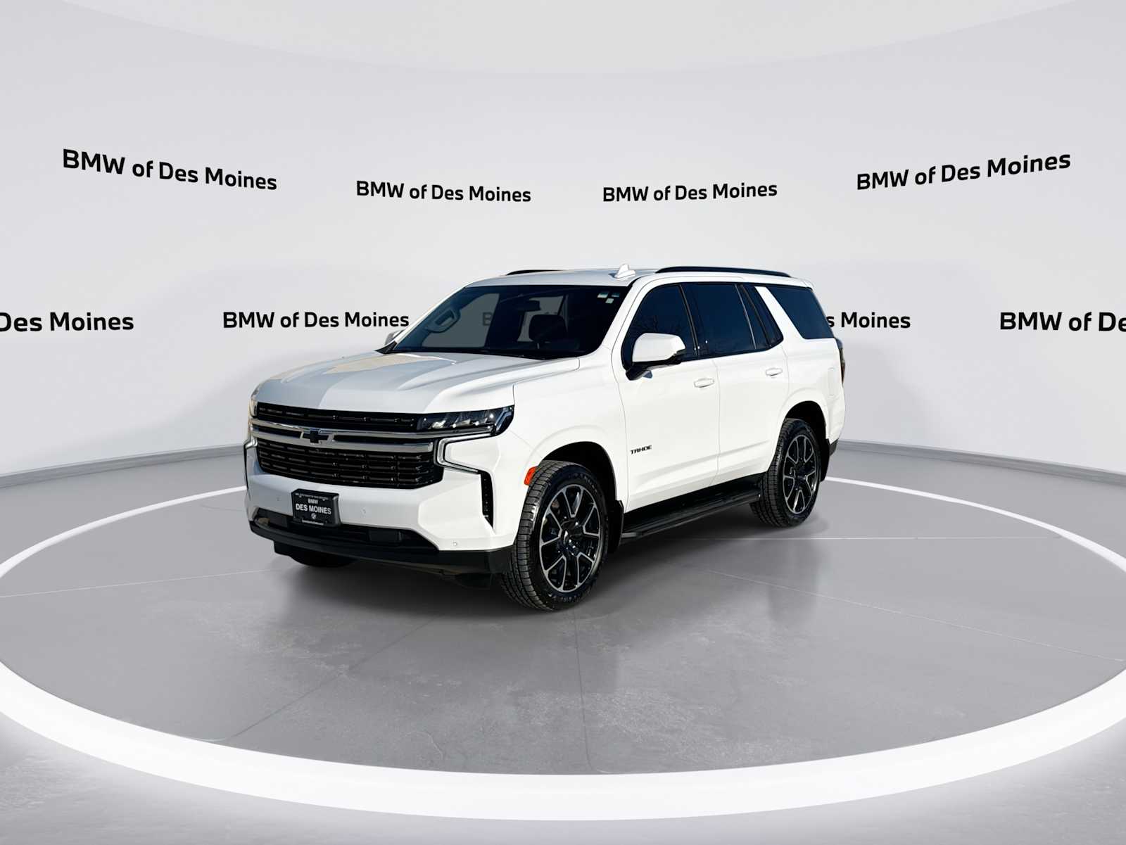 Thumbnail: 2022 Chevrolet Tahoe - 4