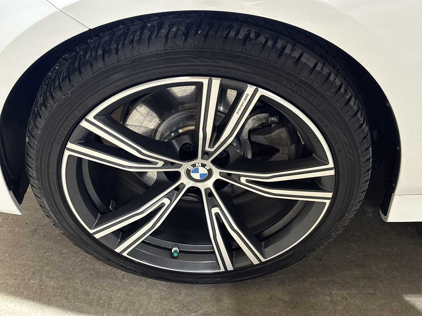 Thumbnail: 2023 BMW 3 Series - 13