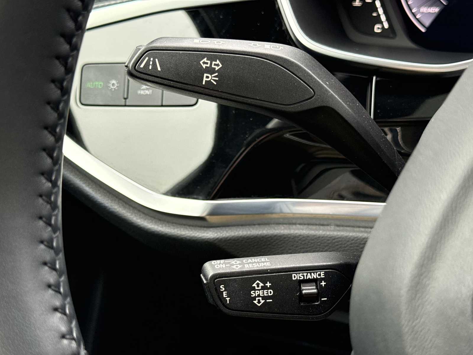 Thumbnail: 2020 Audi Q3 - 29