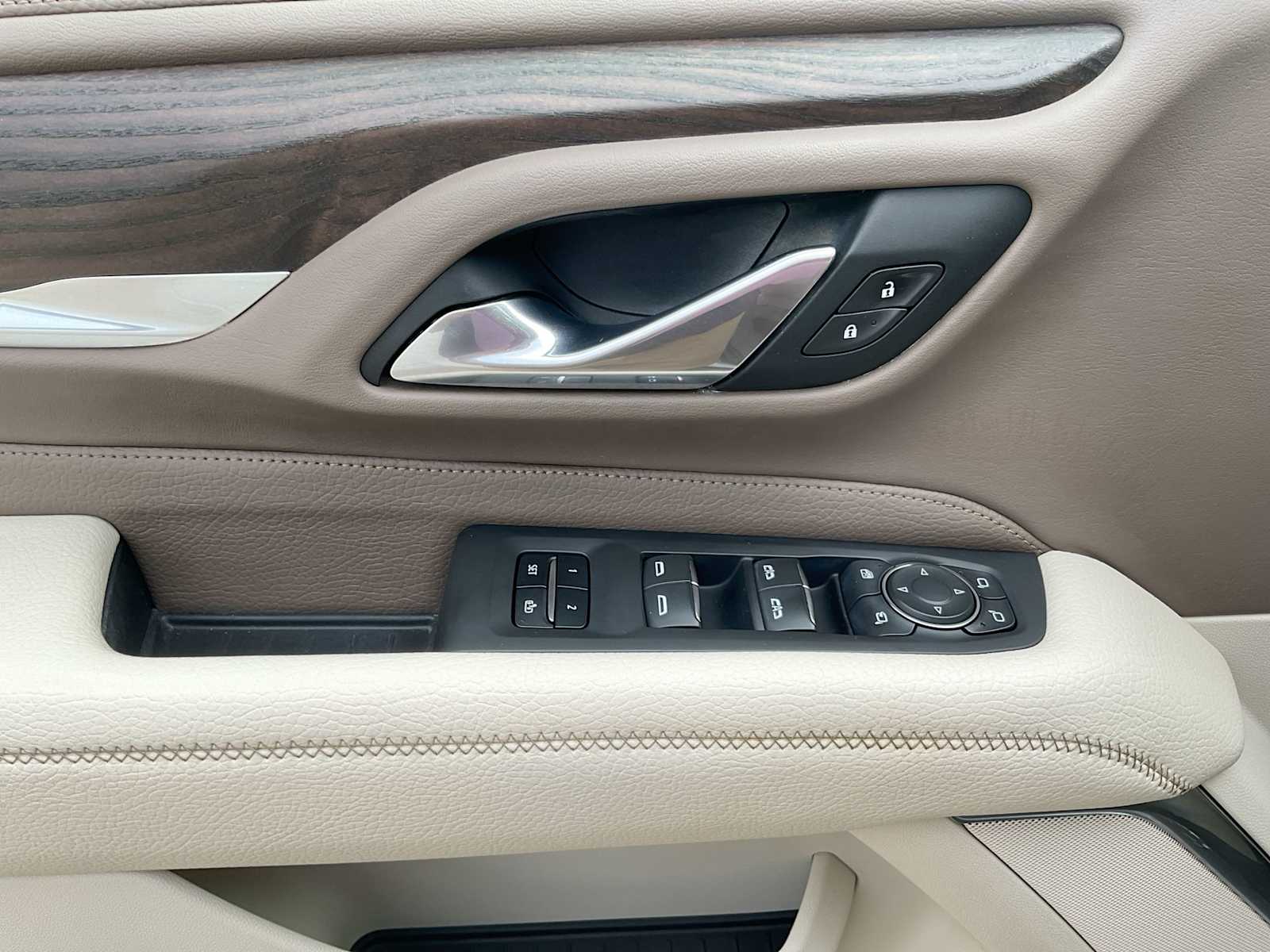 Thumbnail: 2021 GMC Yukon - 18