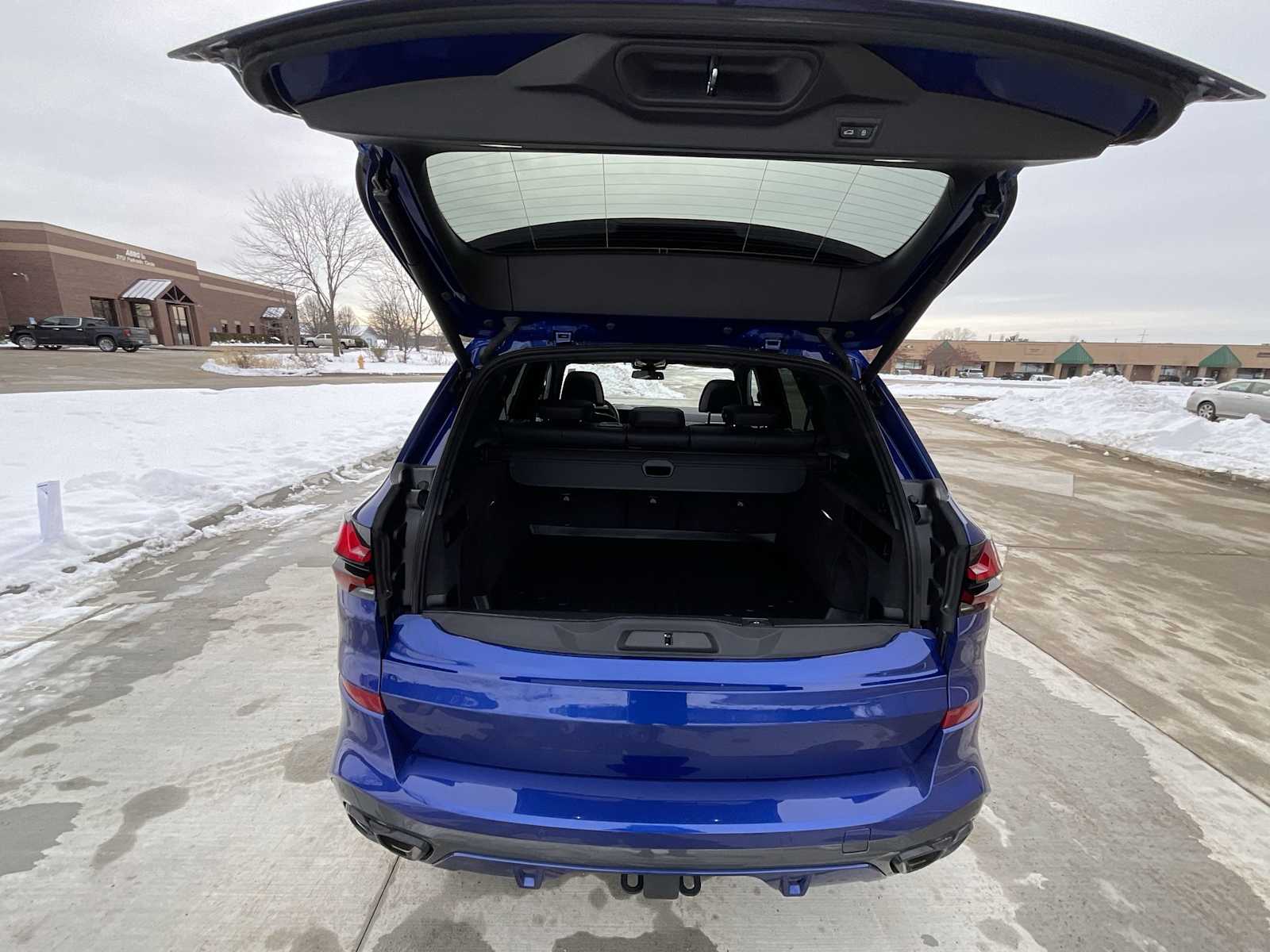 Thumbnail: 2025 BMW X5 - 36