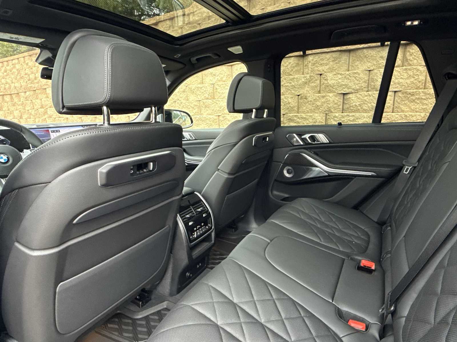 Thumbnail: 2026 BMW X5 - 19