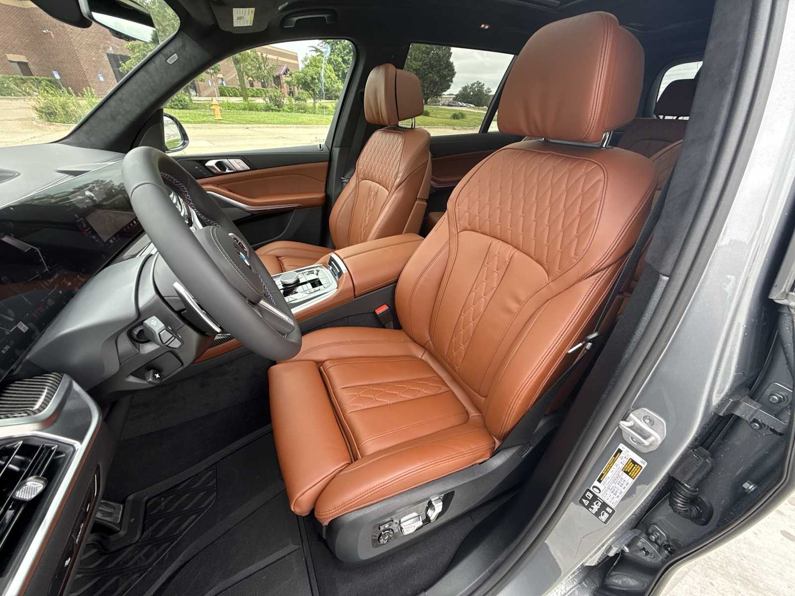 Thumbnail: 2026 BMW X7 - 17