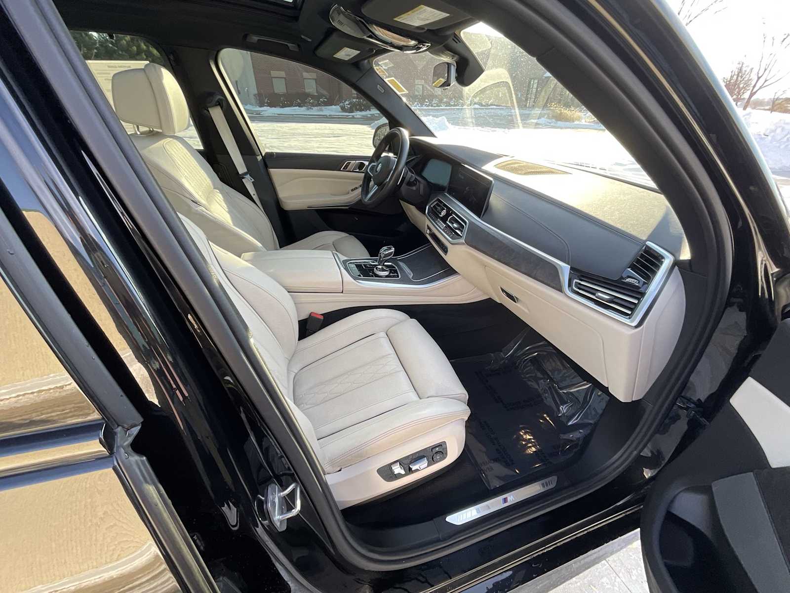 Thumbnail: 2021 BMW X5 - 14