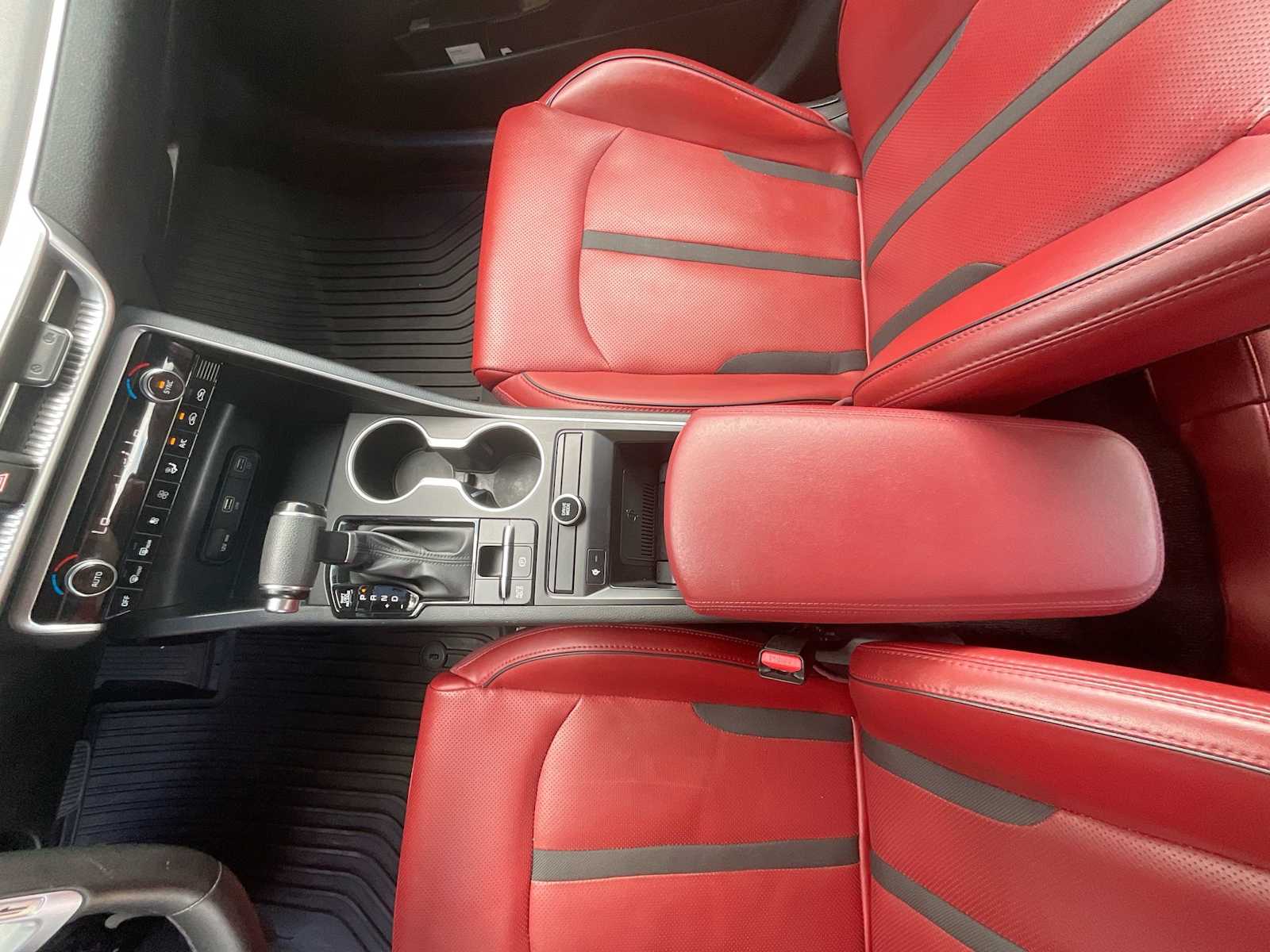 Thumbnail: 2023 Kia K5 - 28