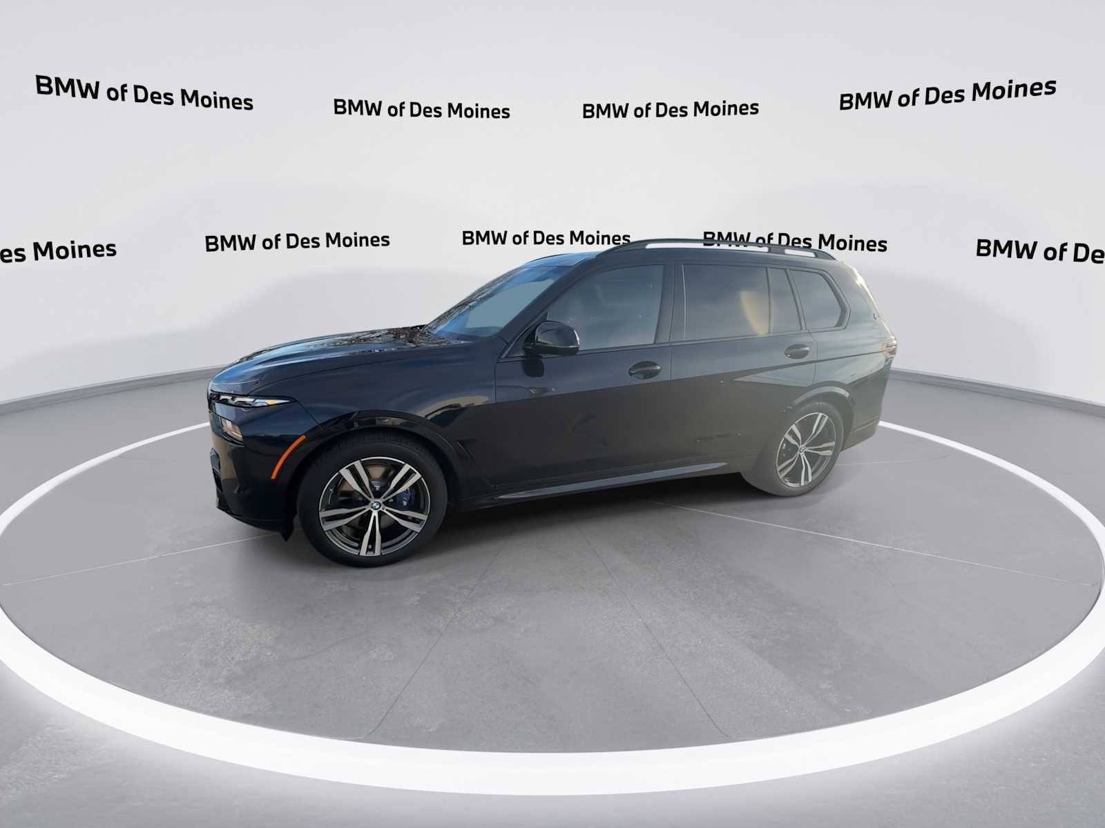 Thumbnail: 2025 BMW X7 - 4