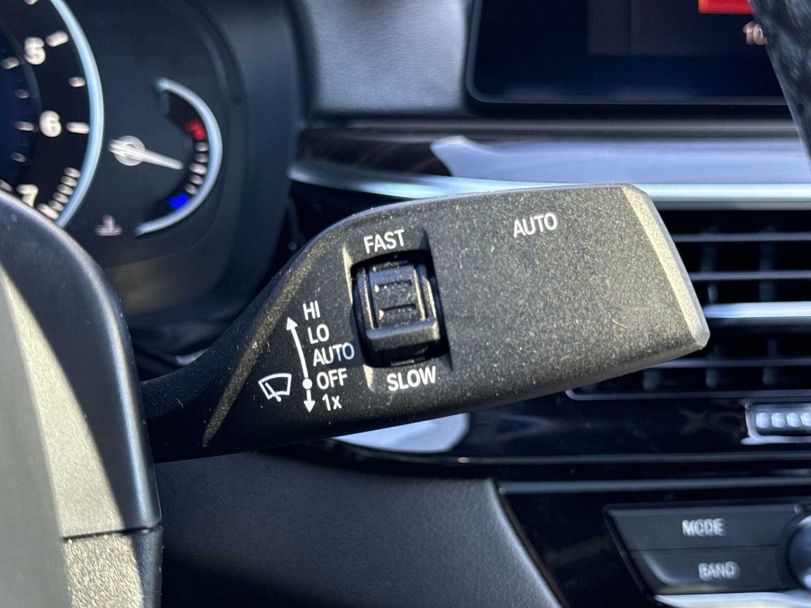 Thumbnail: 2019 BMW 5 Series - 28