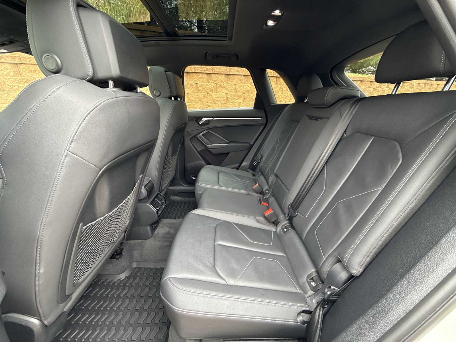 Thumbnail: 2020 Audi Q3 - 21