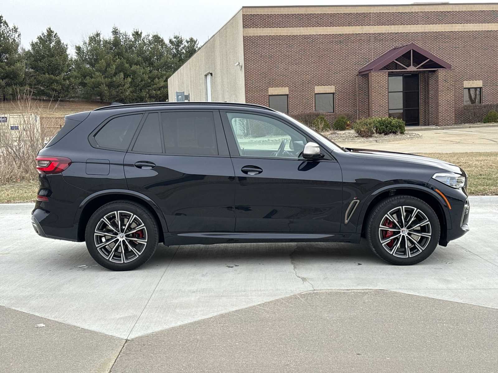 Thumbnail: 2023 BMW X5 - 9