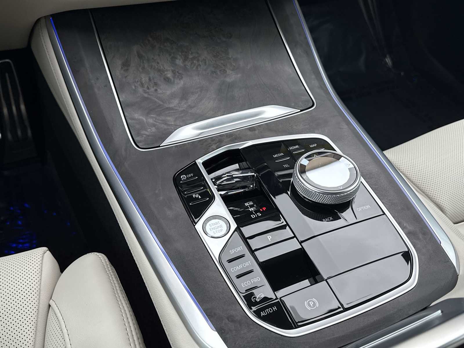 Thumbnail: 2026 BMW X5 - 30