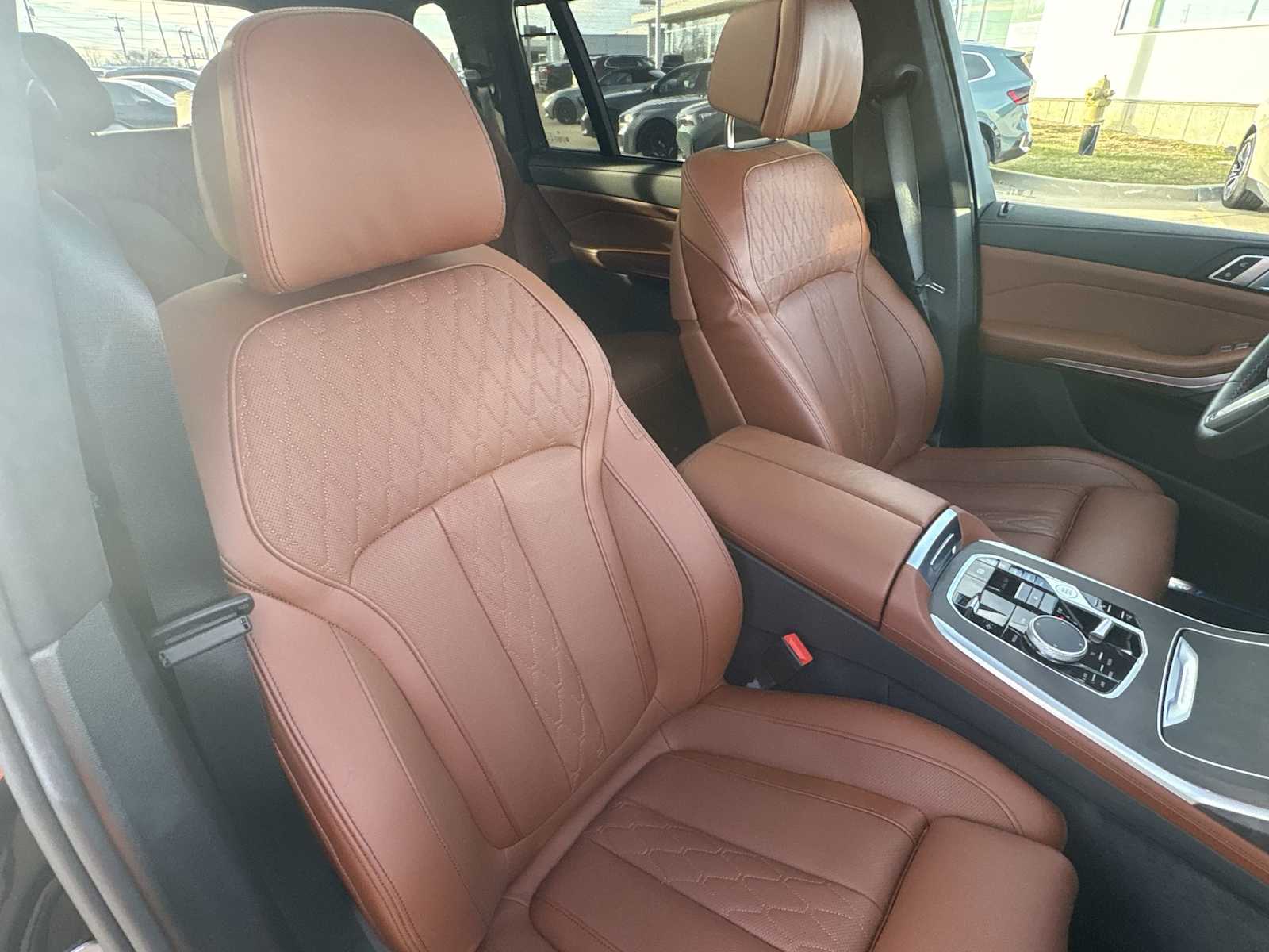 Thumbnail: 2025 BMW X7 - 29