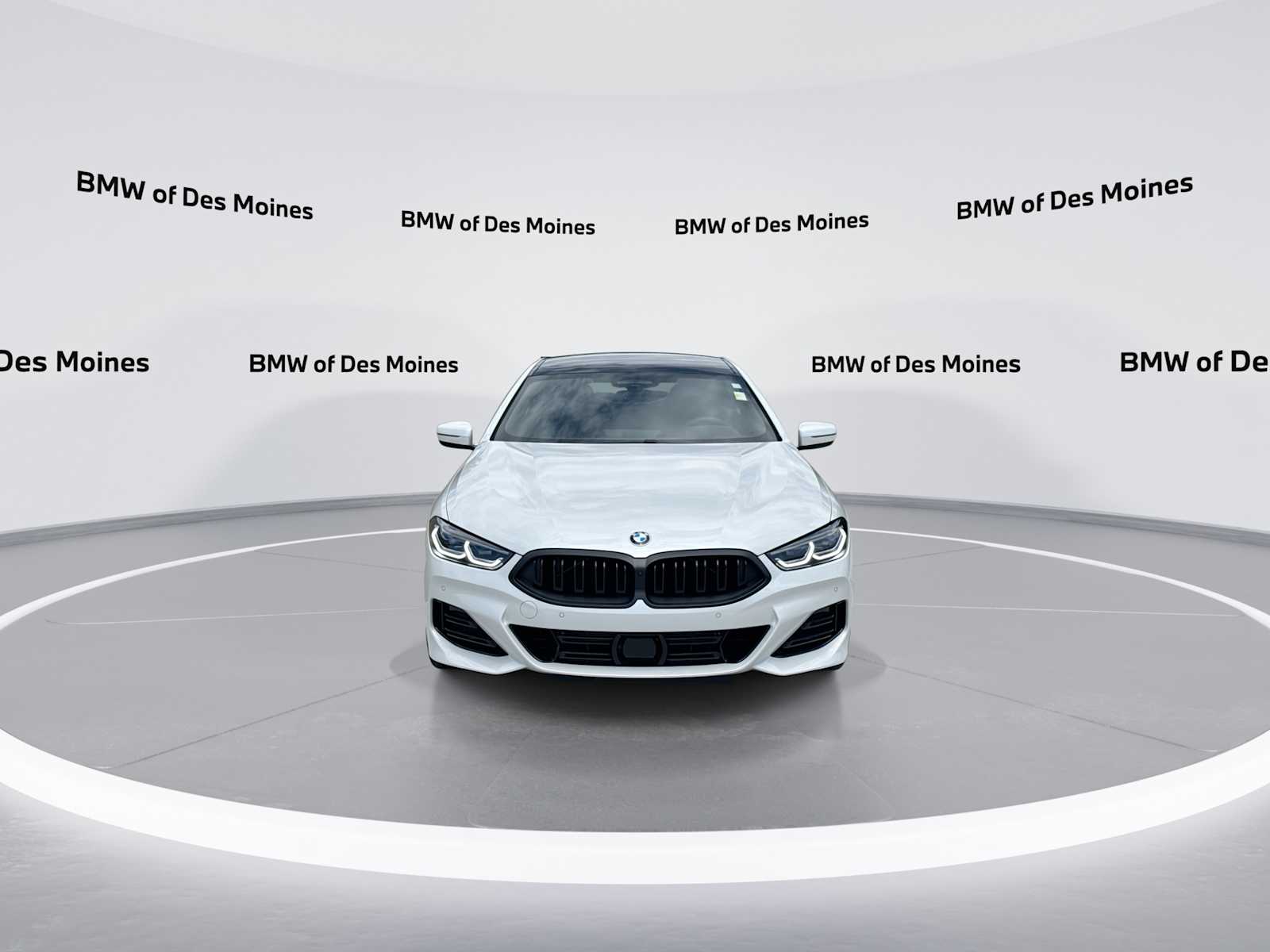 Thumbnail: 2026 BMW 8 Series - 2
