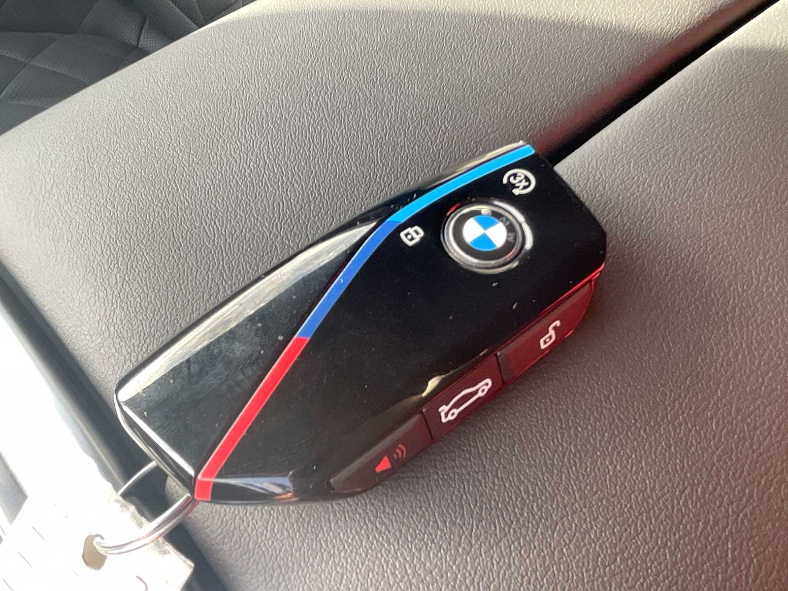 Thumbnail: 2026 BMW X7 - 38