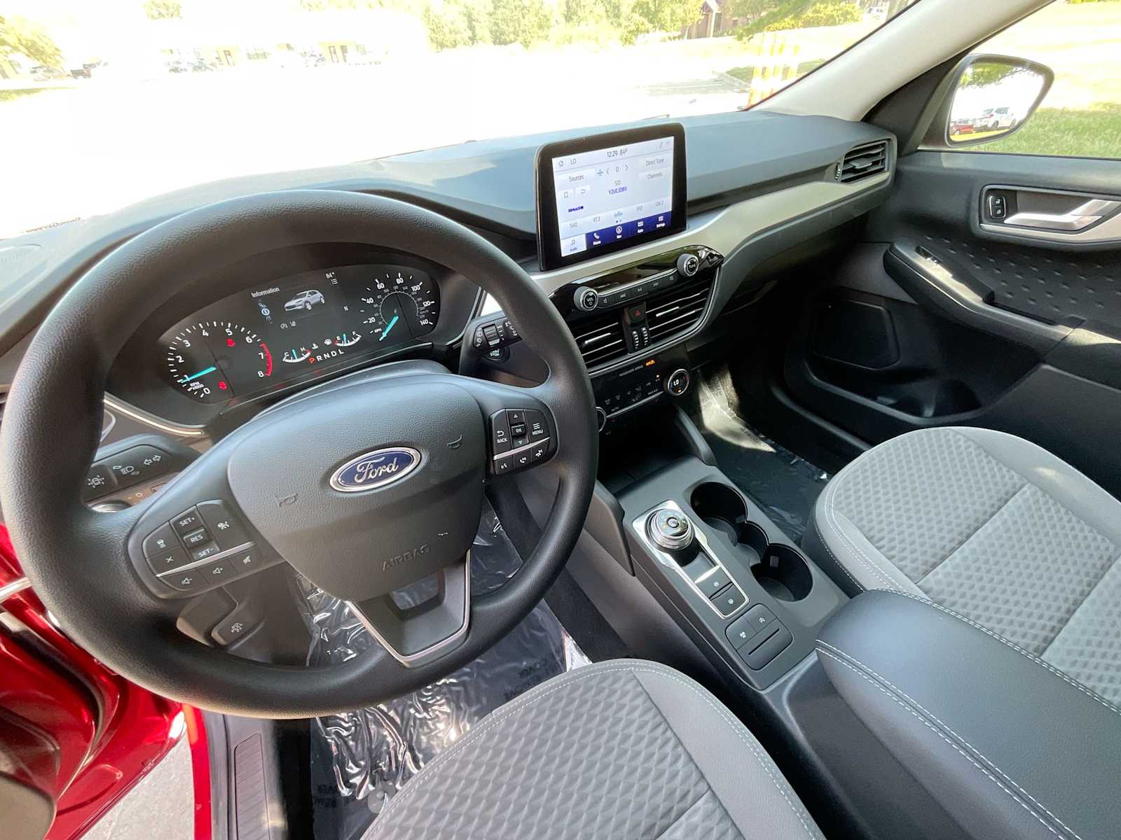 Thumbnail: 2020 Ford Escape - 16