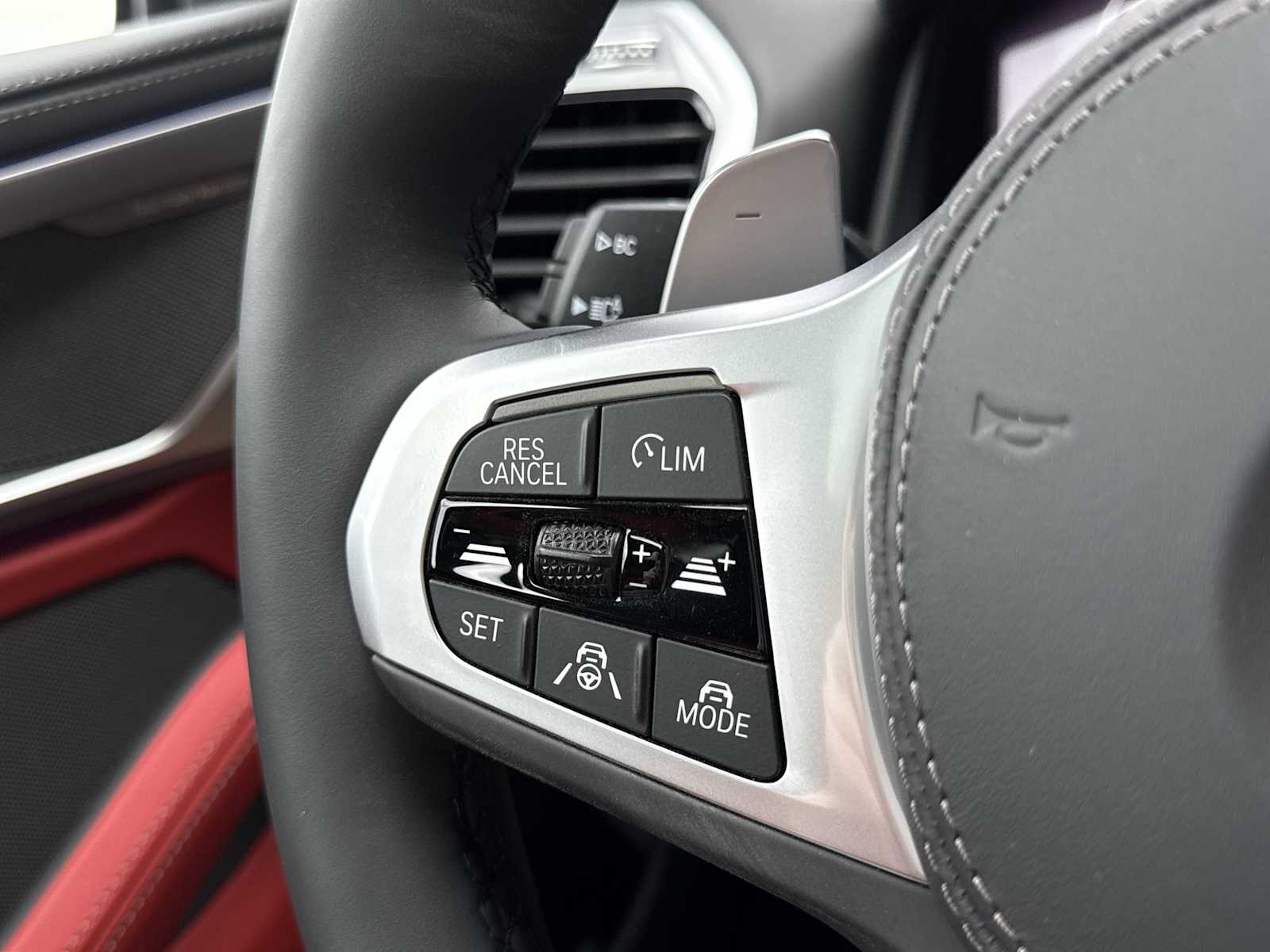 2026 BMW 8 Series 840i - Photo 26