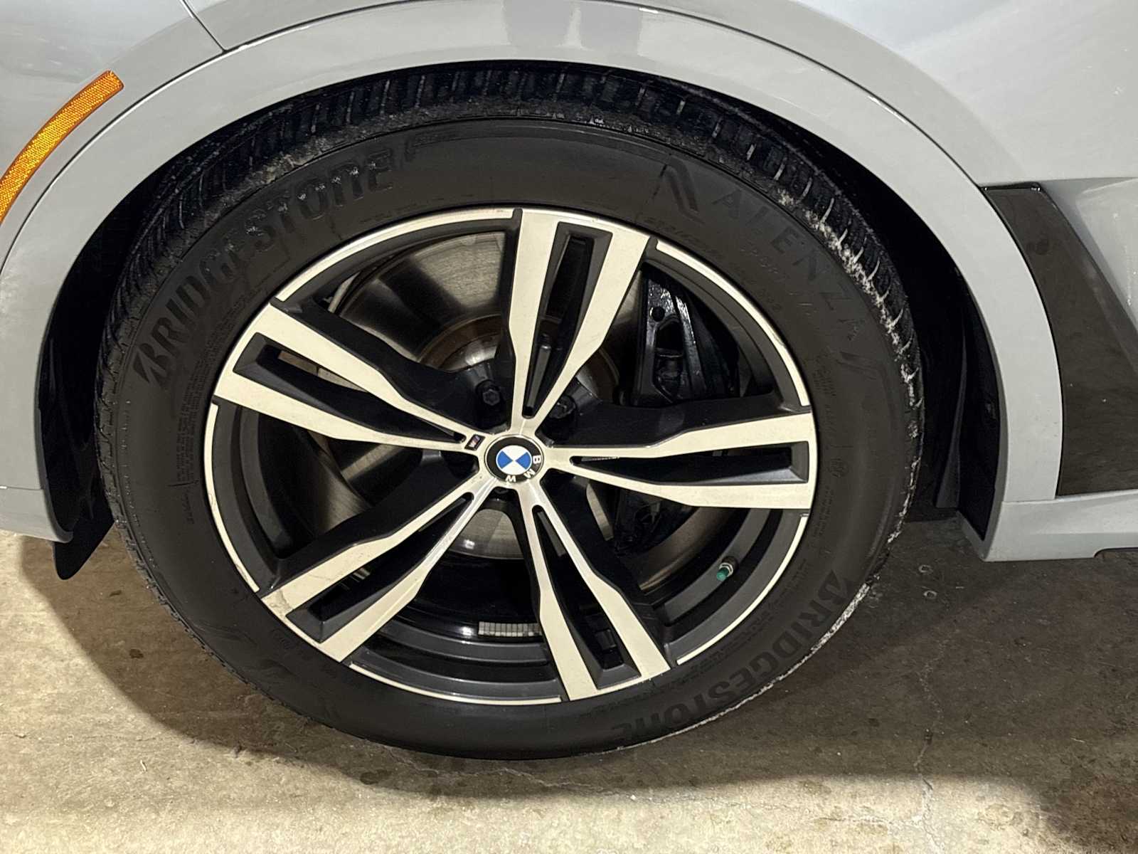 Thumbnail: 2023 BMW X7 - 14