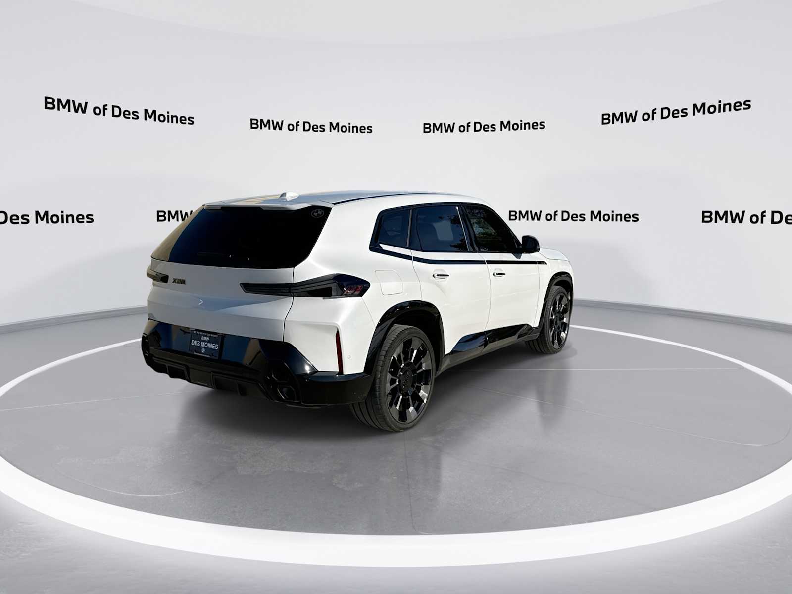 Thumbnail: 2024 BMW XM - 8