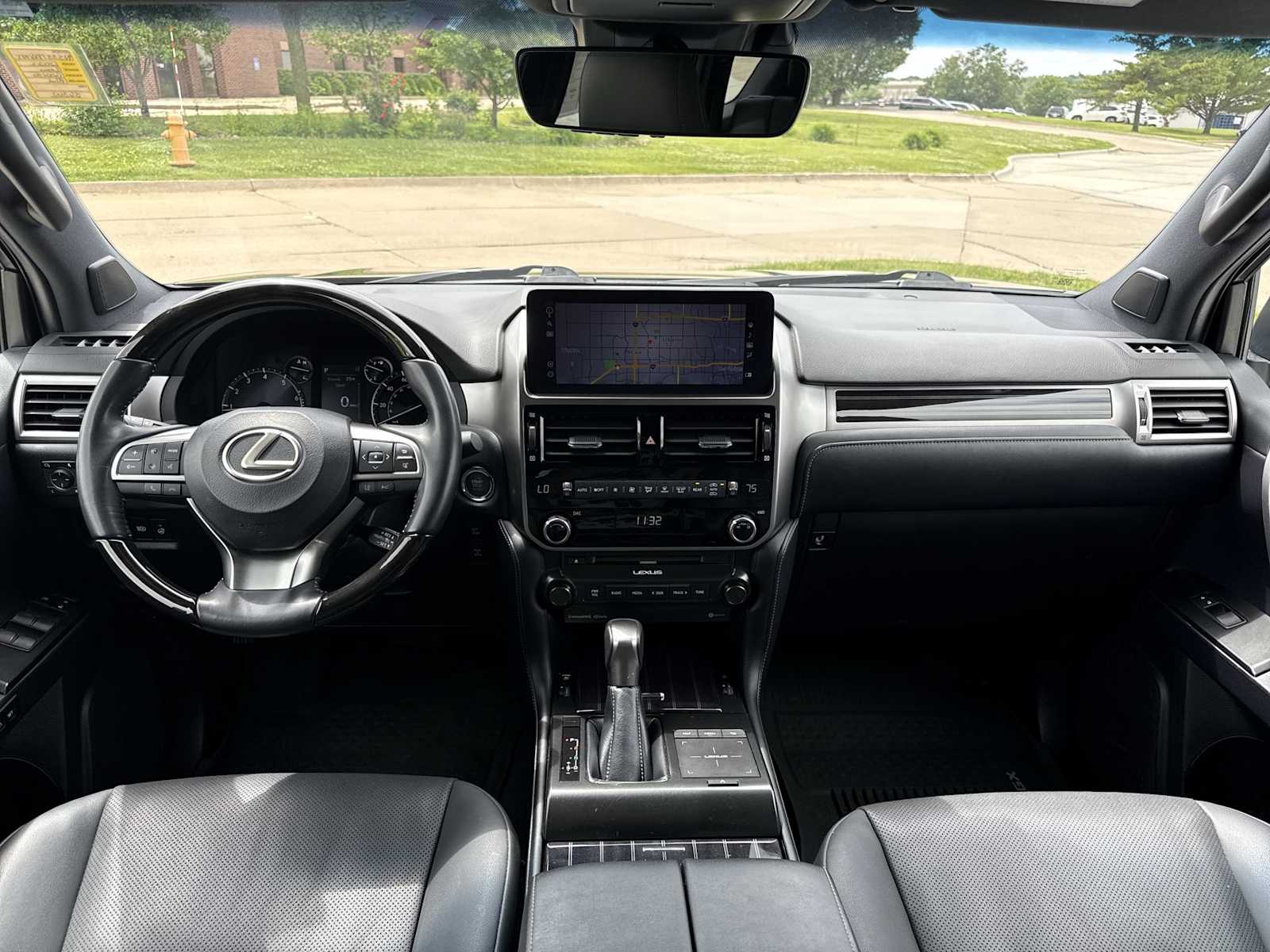 Thumbnail: 2022 Lexus GX - 15