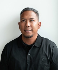 Staff member Jeffrey Weber  from ID_6088c9