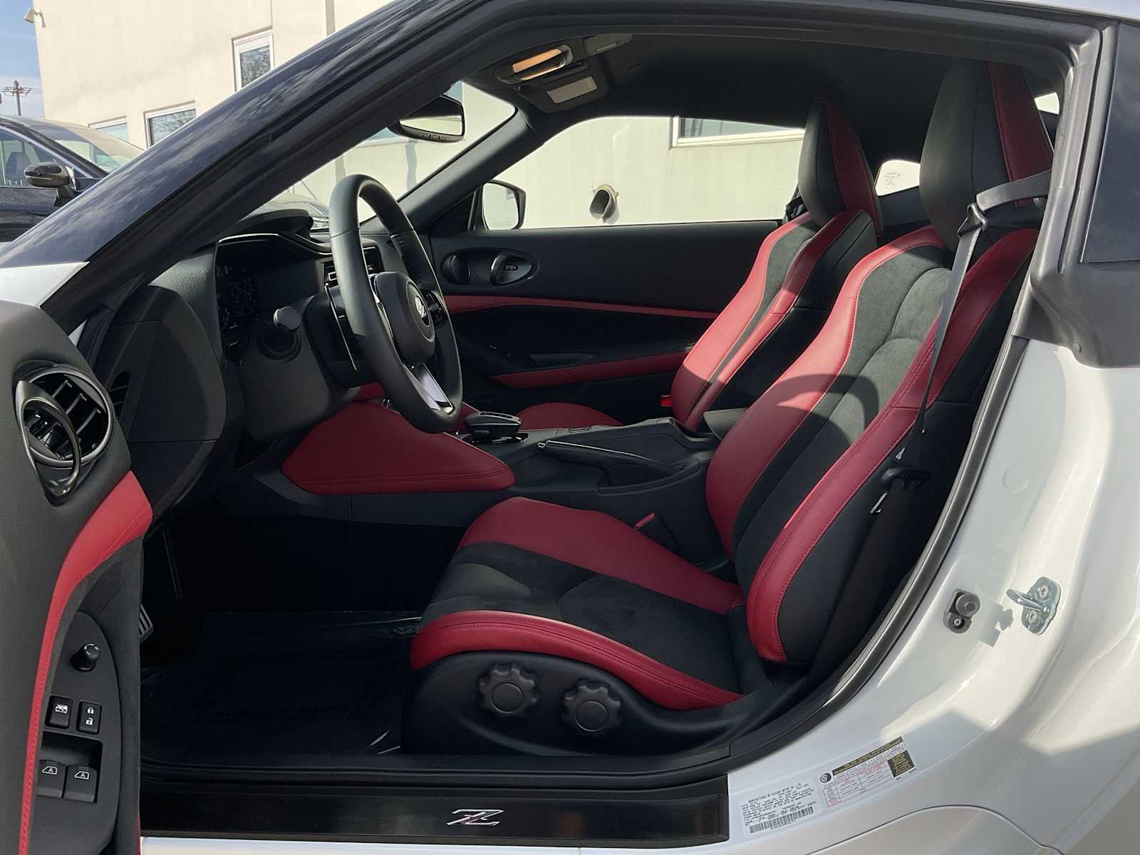 Thumbnail: 2024 Nissan Z - 10