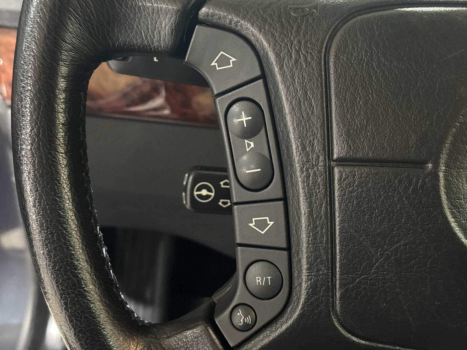 Thumbnail: 2001 BMW 5 Series - 23