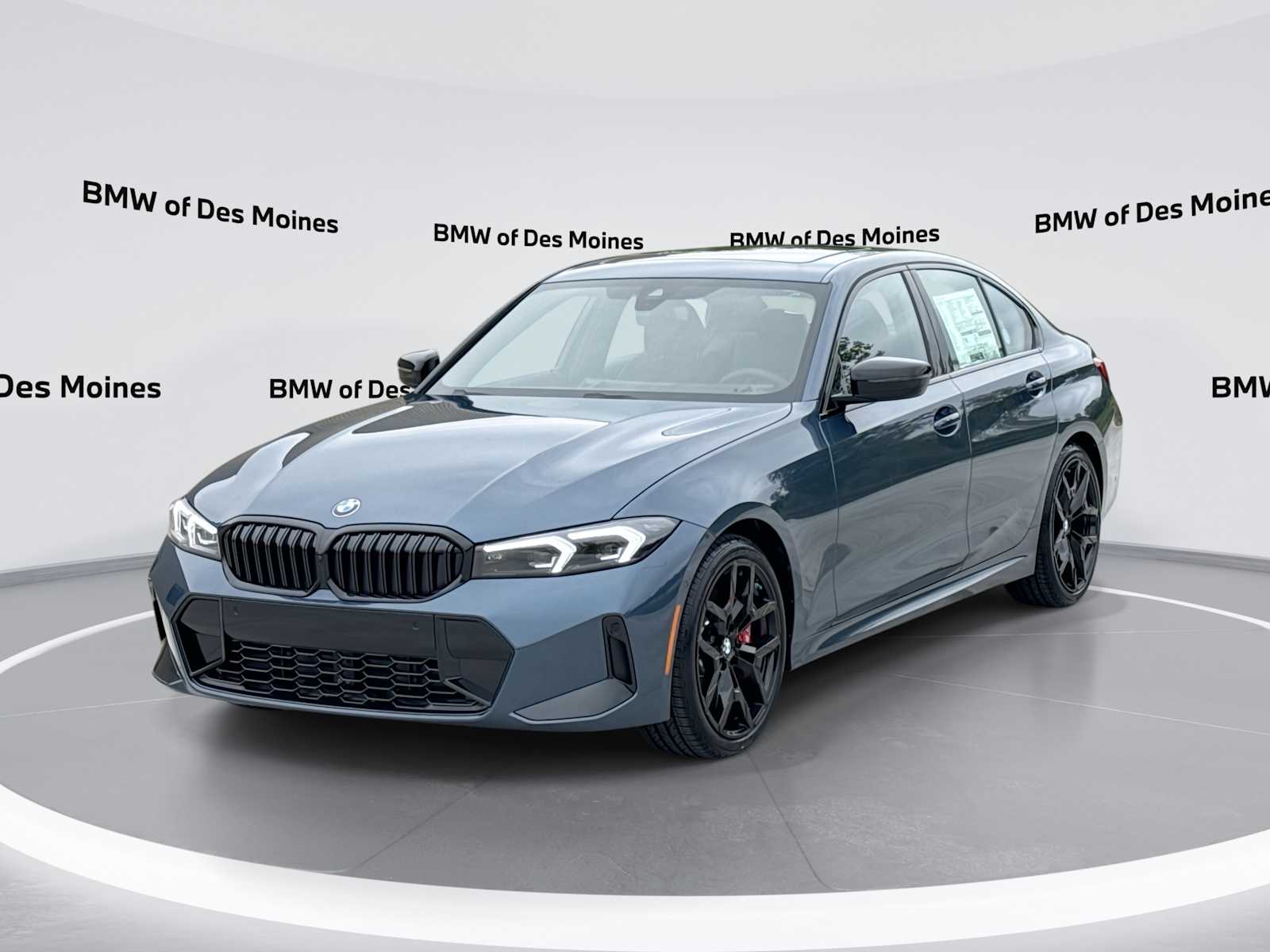 2026 BMW 3 Series 330i xDrive Sedan's photo