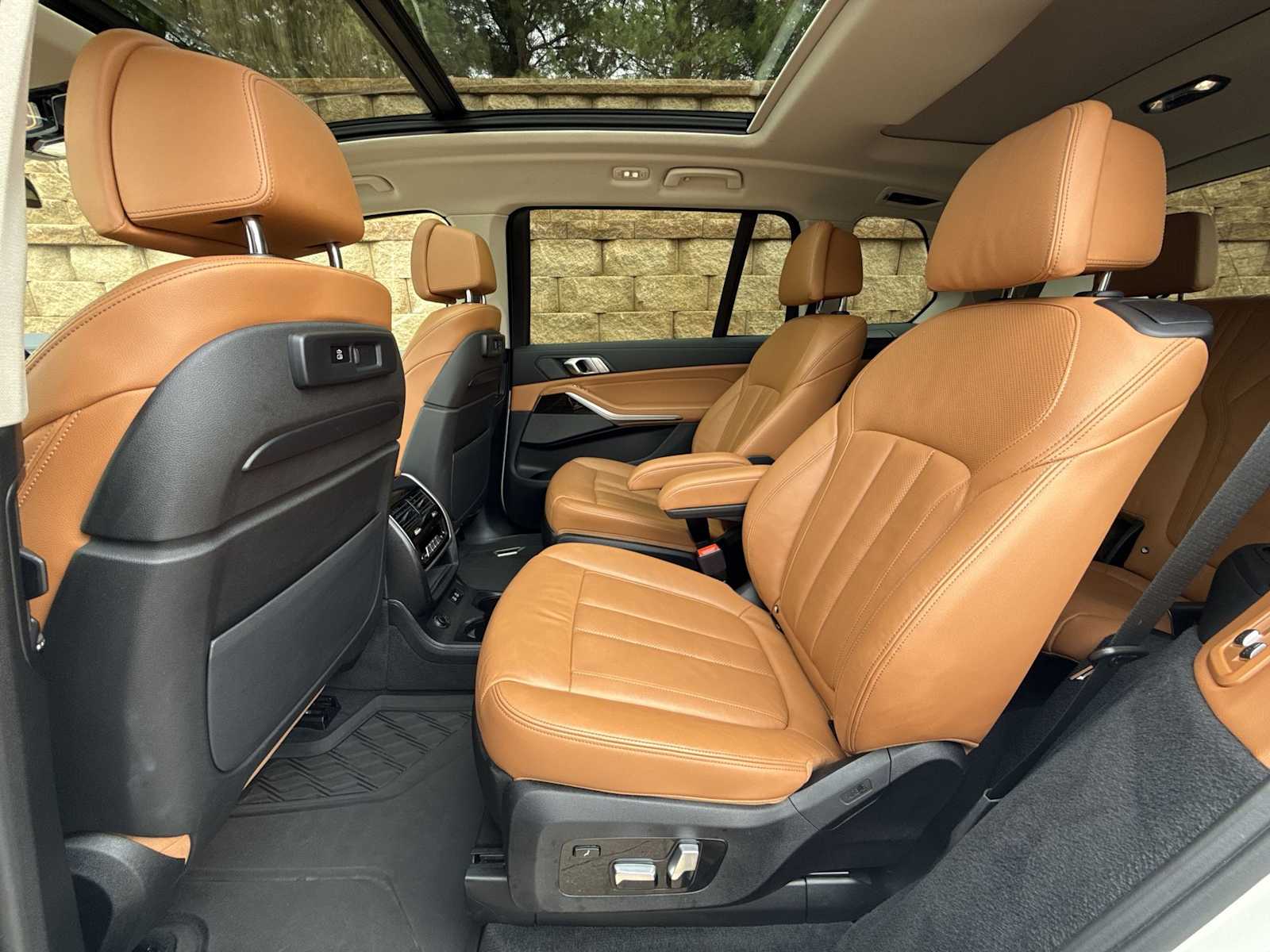 Thumbnail: 2020 BMW X7 - 21