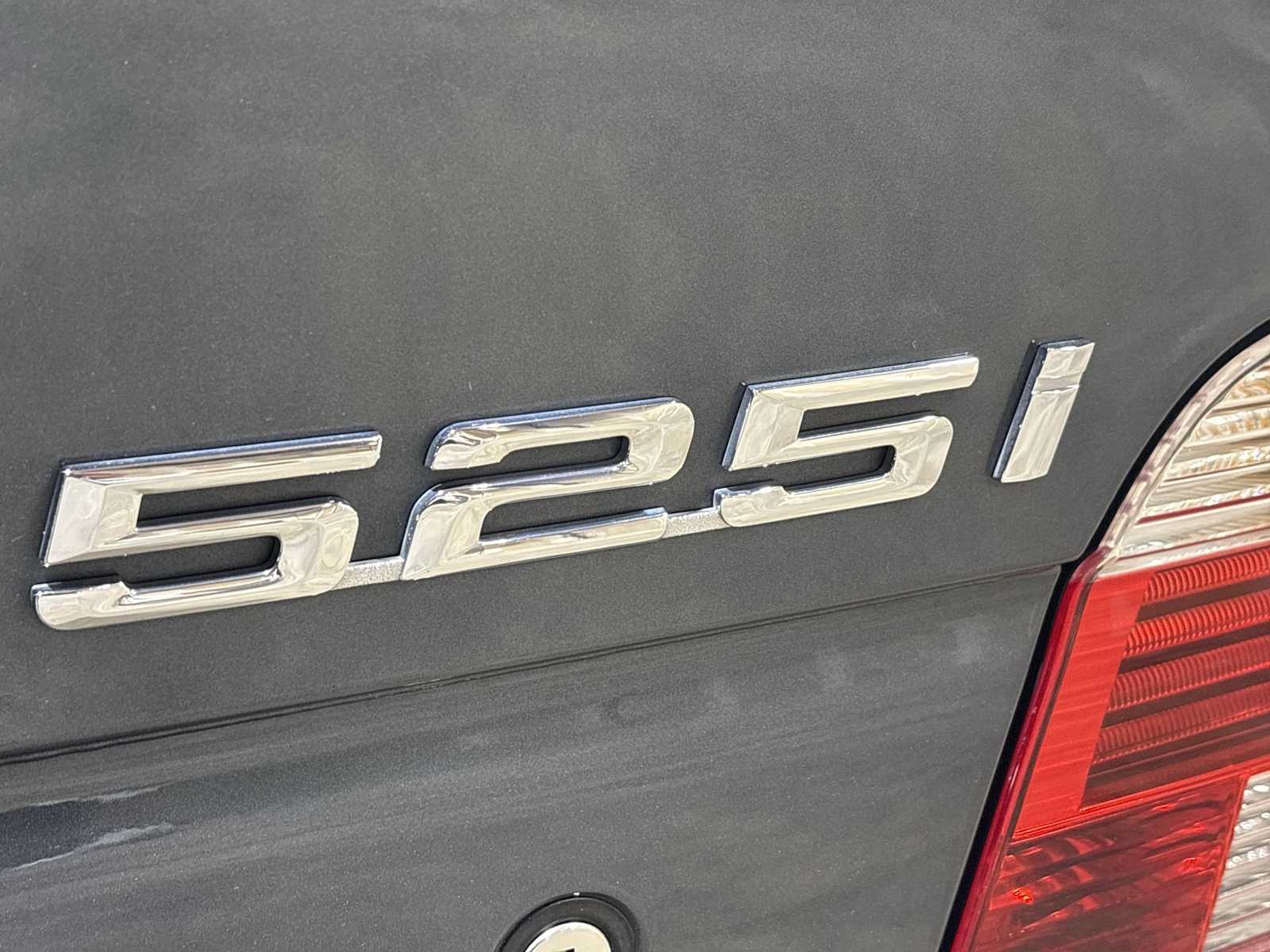 Thumbnail: 2001 BMW 5 Series - 13