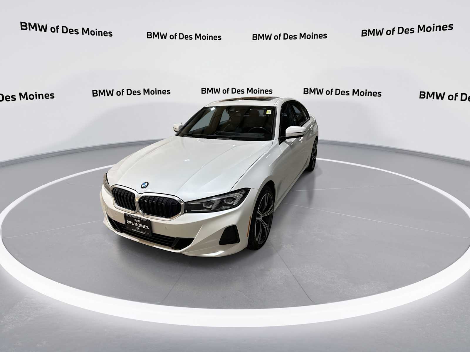 Thumbnail: 2023 BMW 3 Series - 4