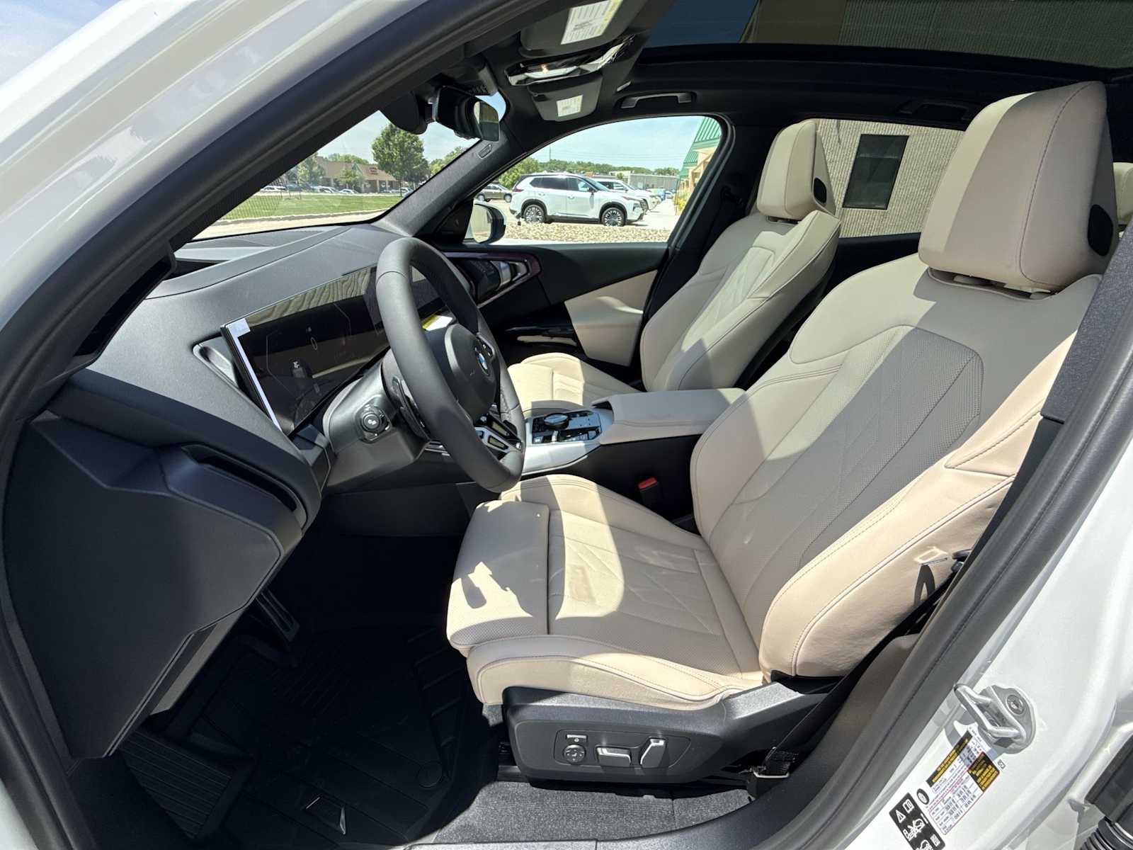 Thumbnail: 2026 BMW X3 - 10