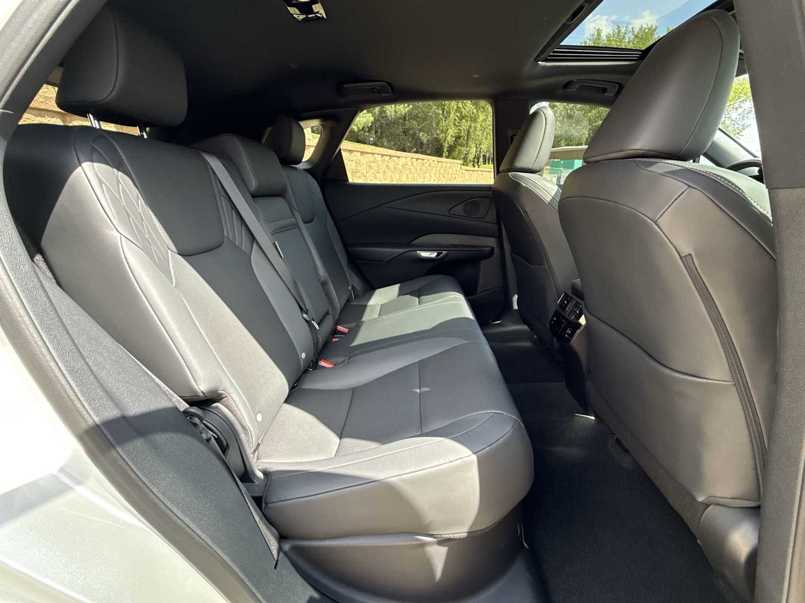 Thumbnail: 2023 Lexus RX - 22
