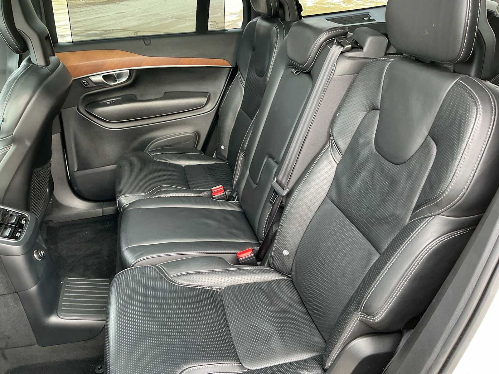 Thumbnail: 2018 Volvo XC90 - 21