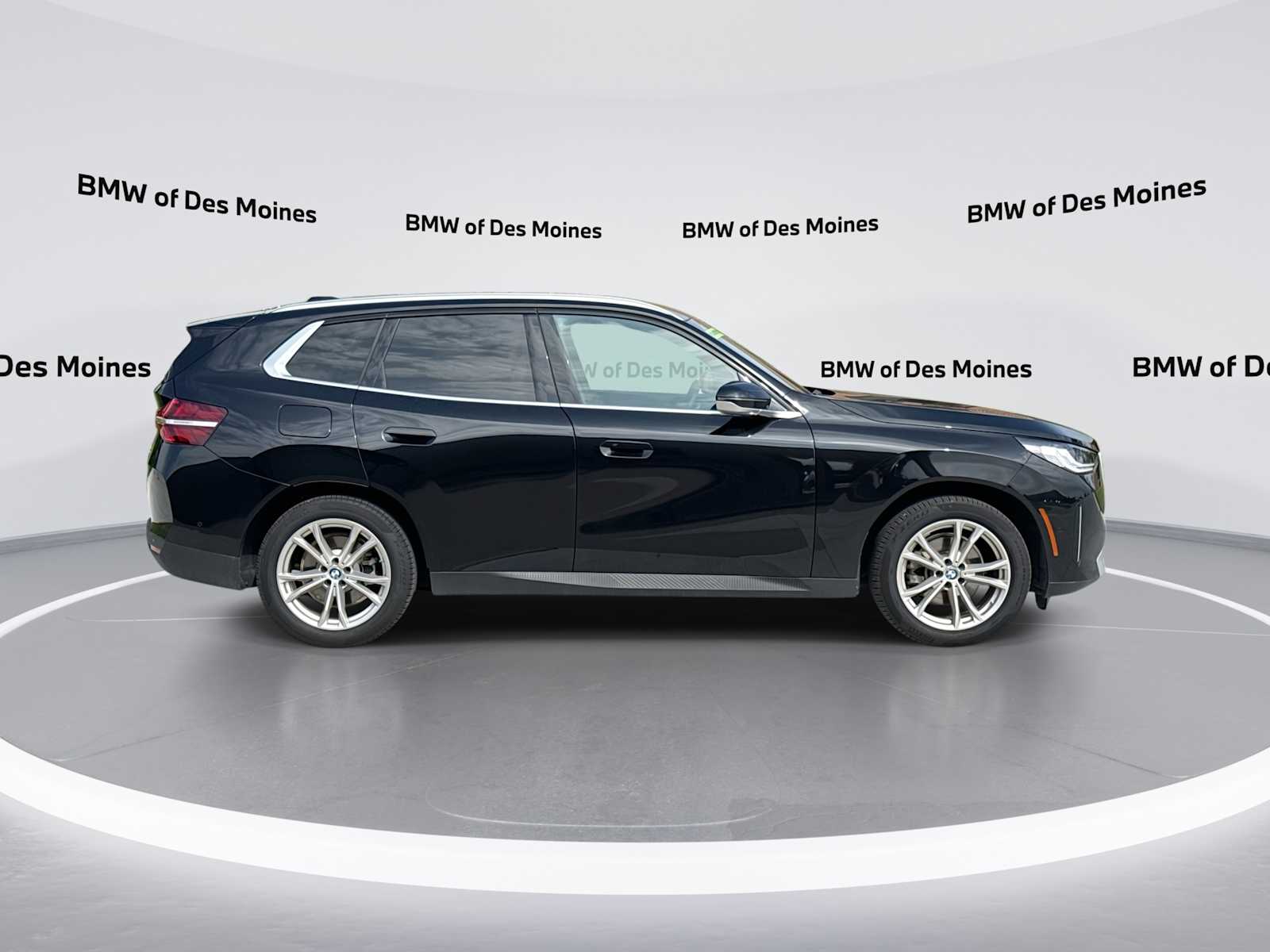 Thumbnail: 2025 BMW X3 - 9
