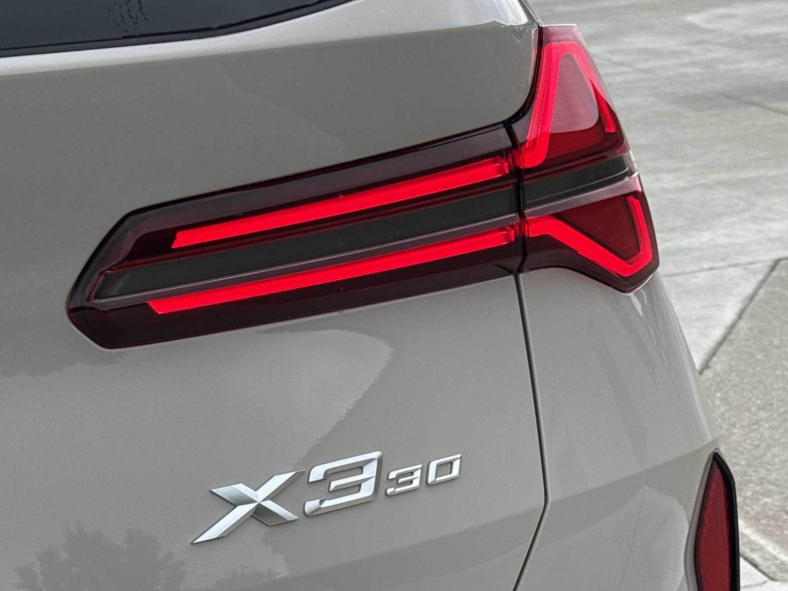 Thumbnail: 2026 BMW X3 - 13
