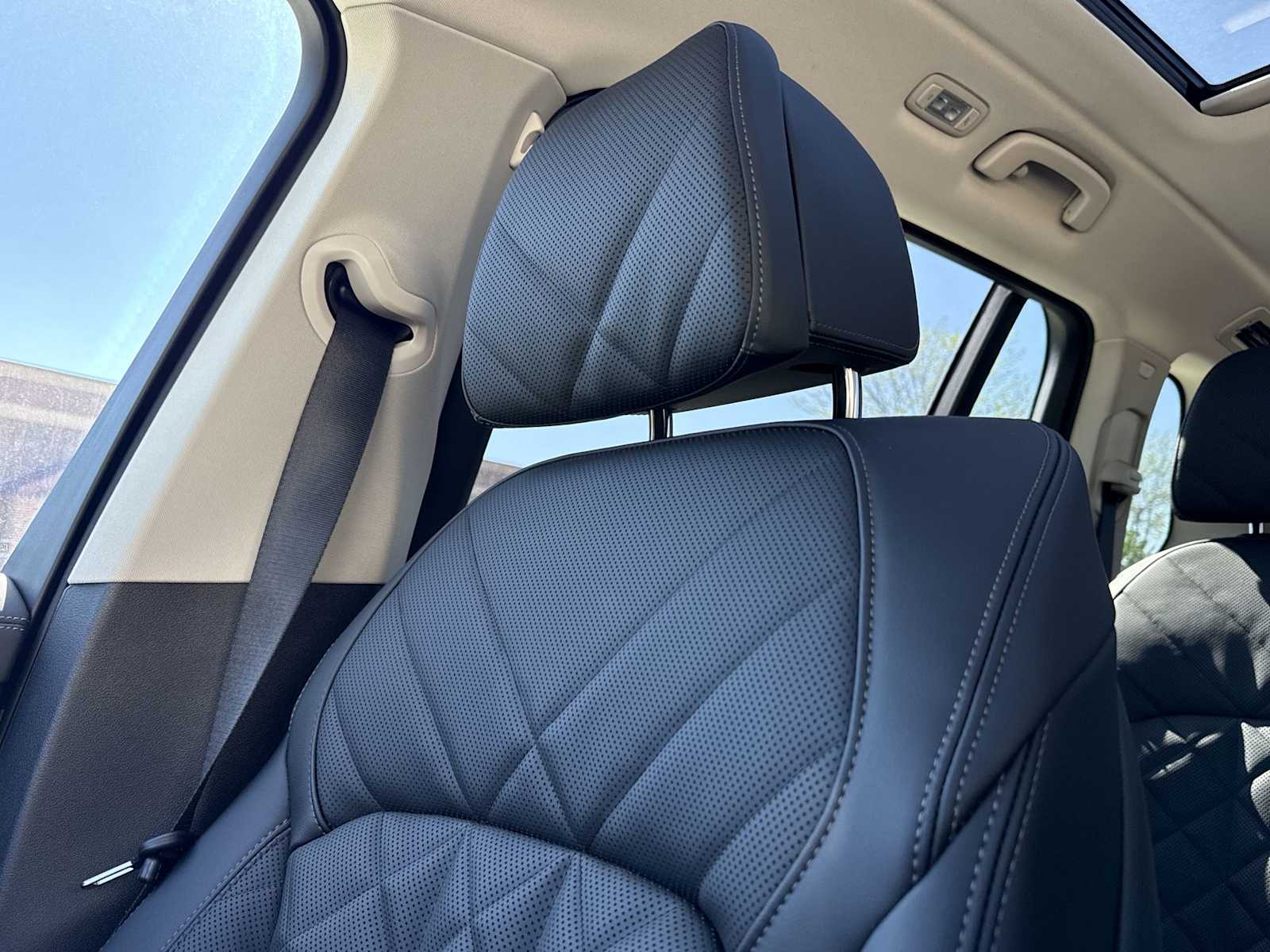 Thumbnail: 2026 BMW X7 - 46