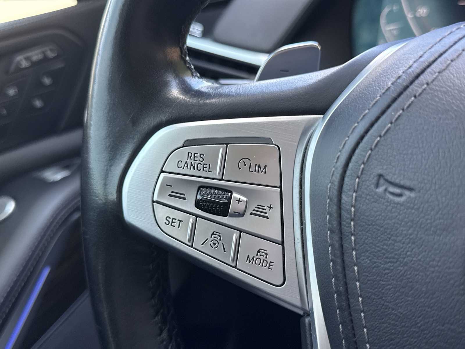 Thumbnail: 2019 BMW X7 - 26