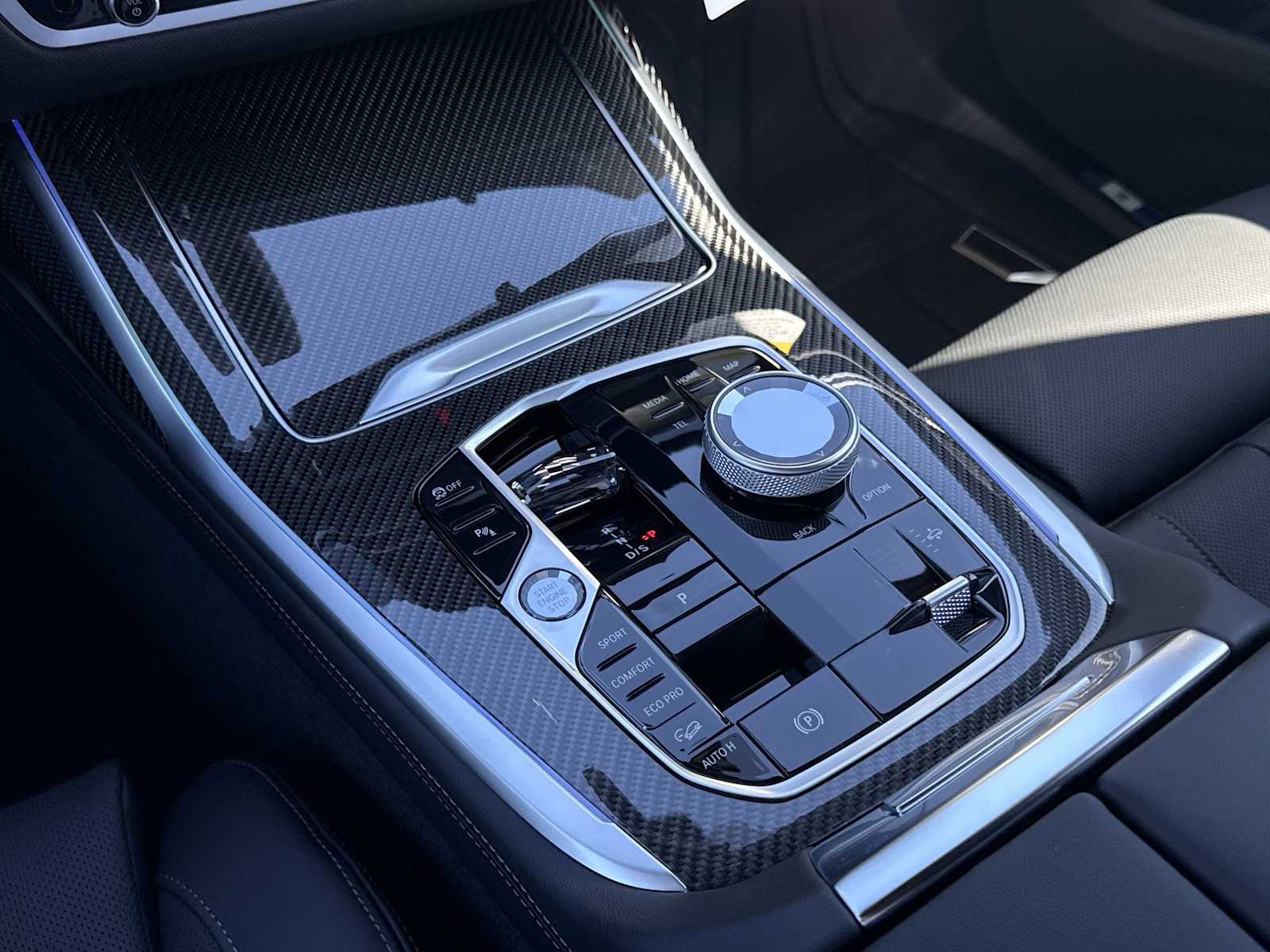 Thumbnail: 2026 BMW X7 - 30