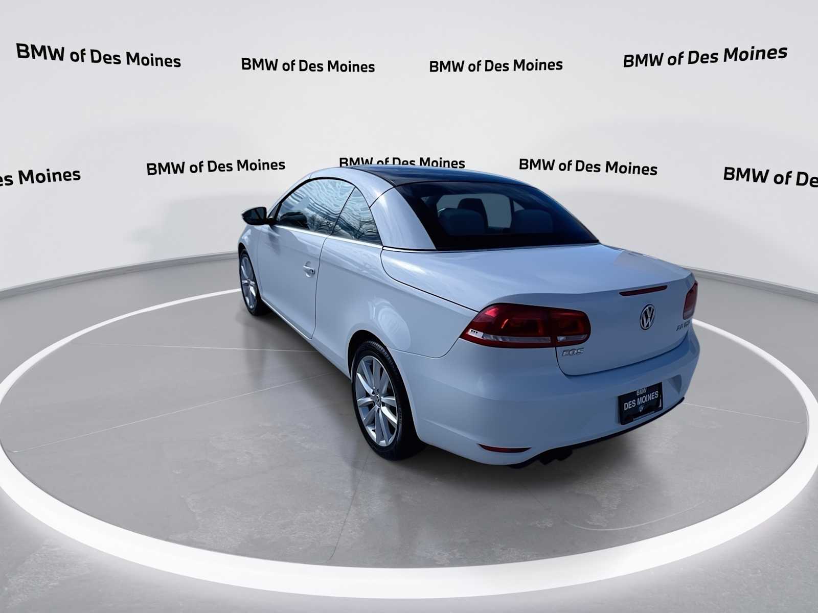 Thumbnail: 2014 Volkswagen Eos - 6