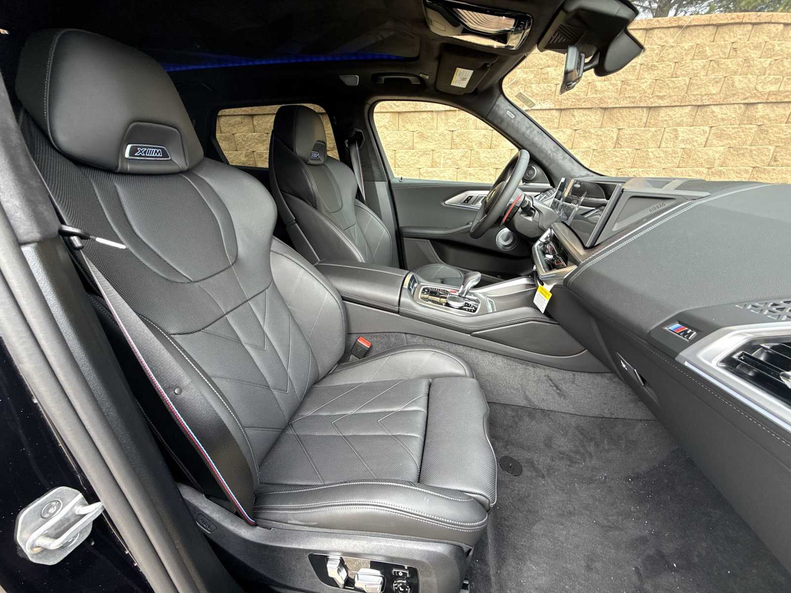 Thumbnail: 2026 BMW XM - 24