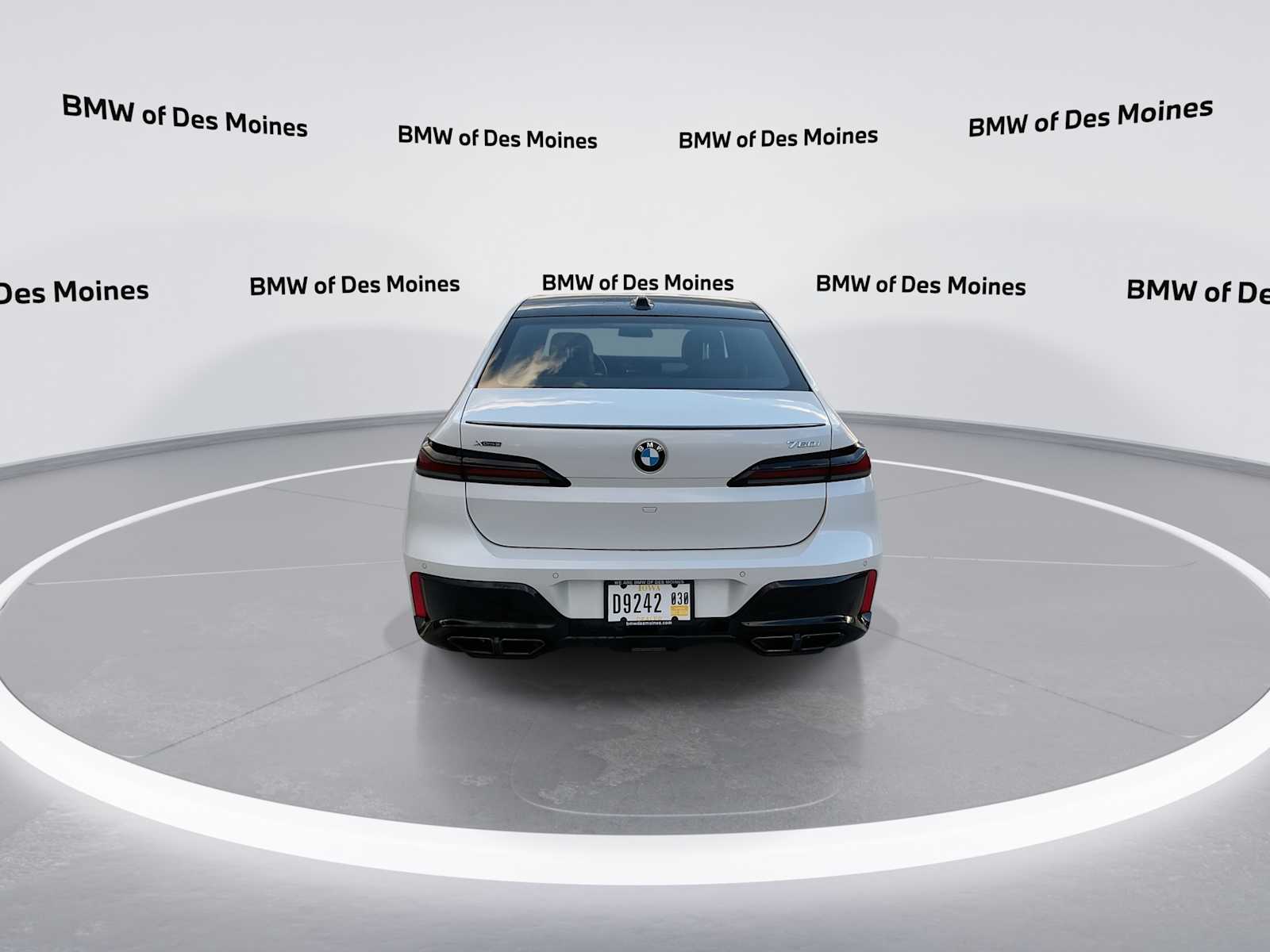 Thumbnail: 2024 BMW 7 Series - 7
