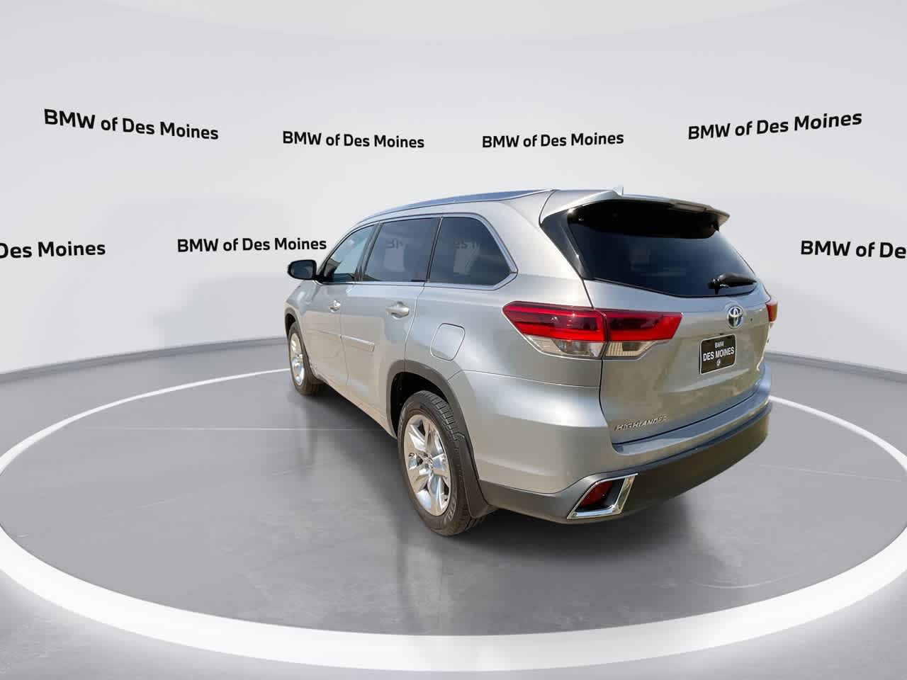 Thumbnail: 2019 Toyota Highlander - 6