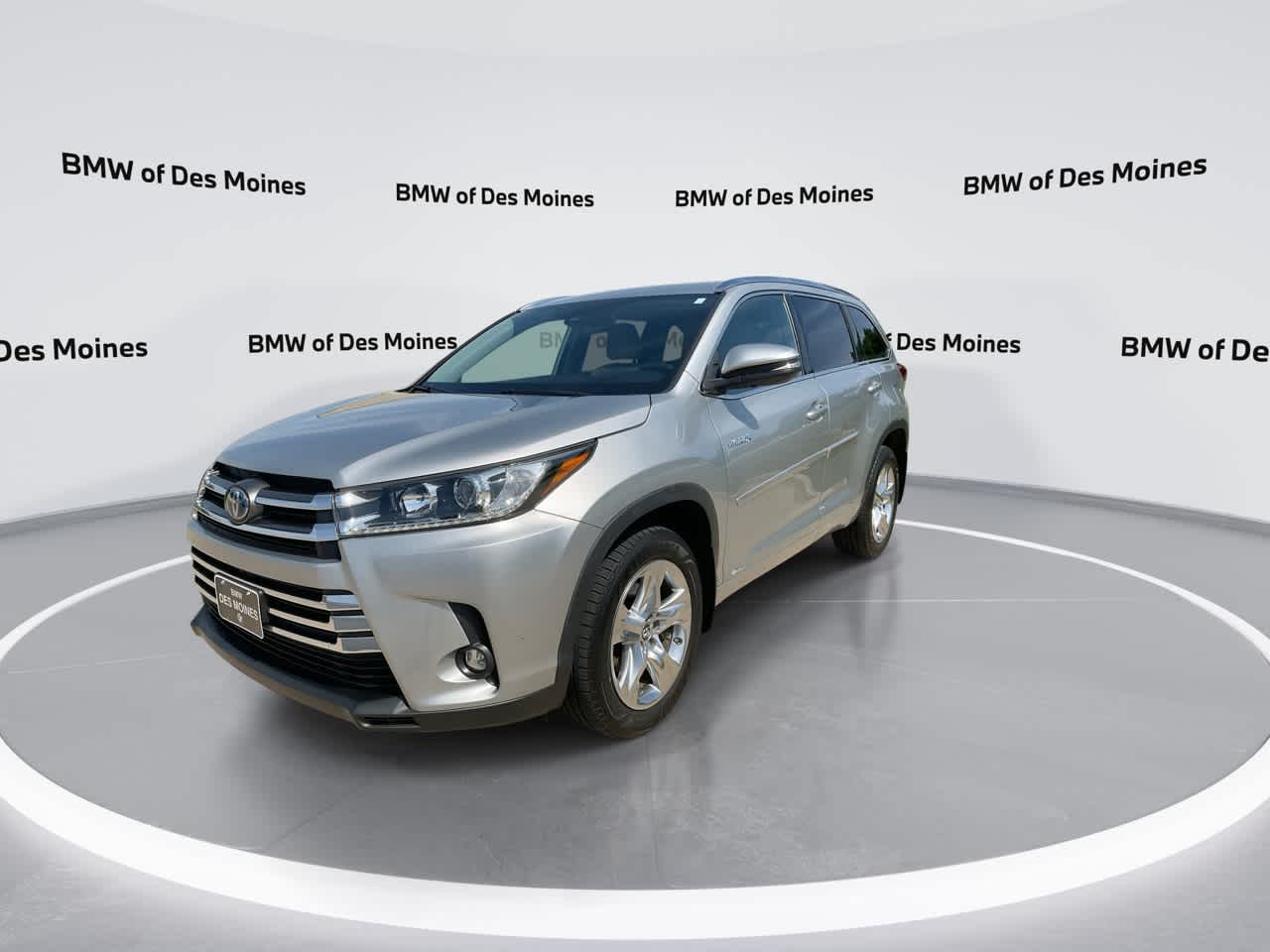 2019 Toyota Highlander Hybrid Limited photo 4