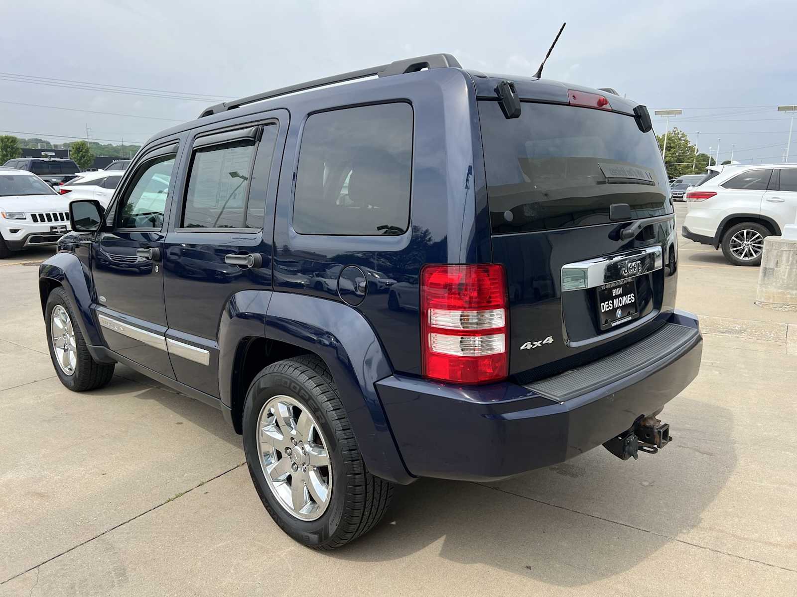 Thumbnail: 2012 Jeep Liberty - 4