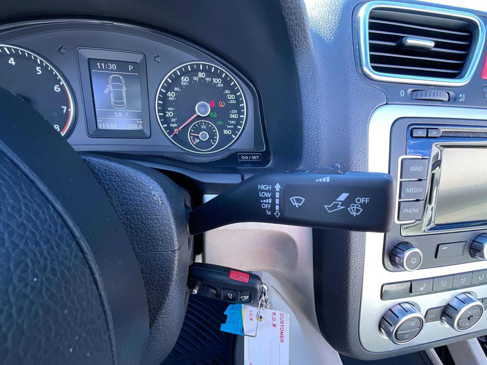 Thumbnail: 2014 Volkswagen Eos - 29