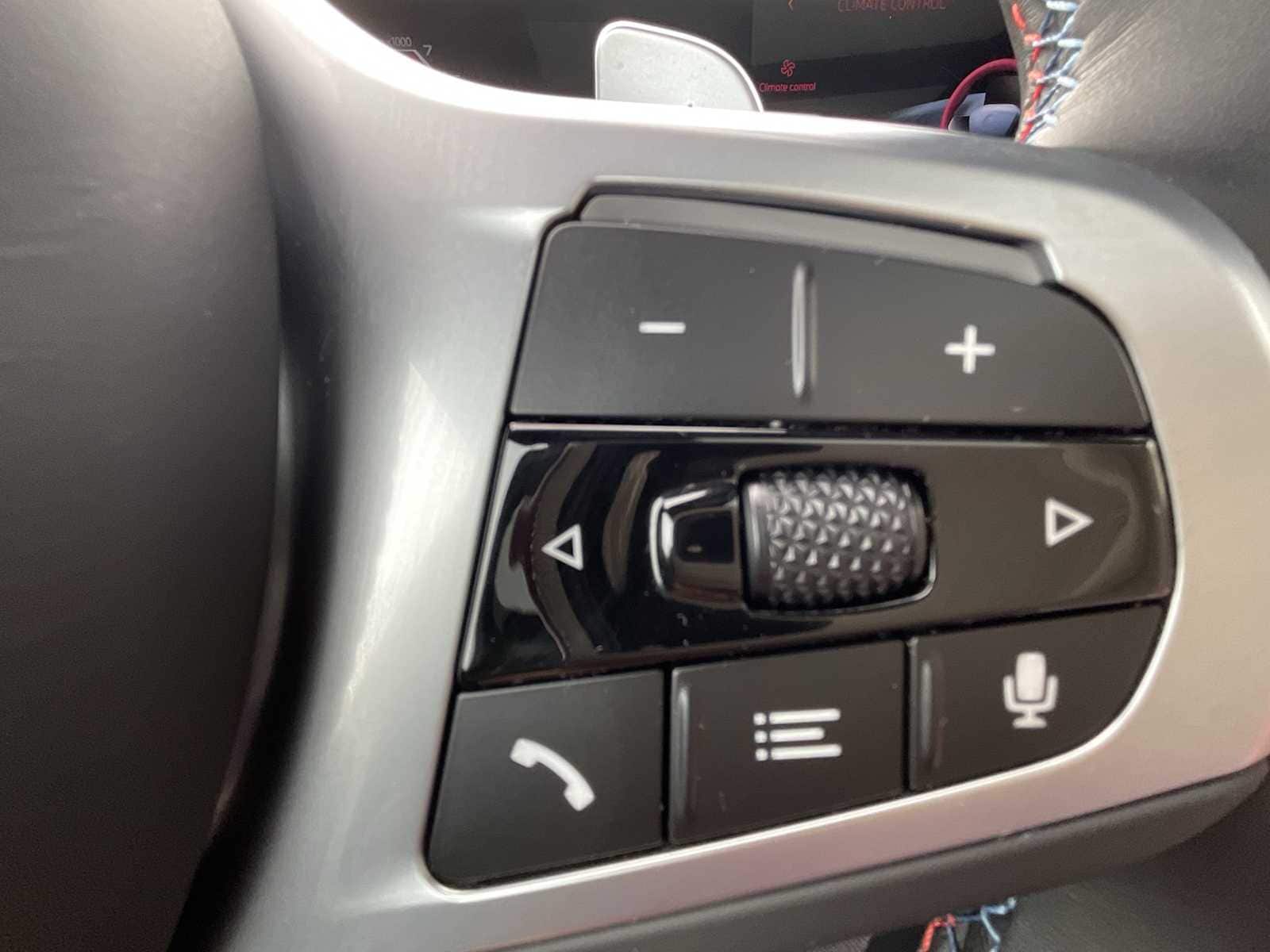 Thumbnail: 2025 BMW X5 - 26